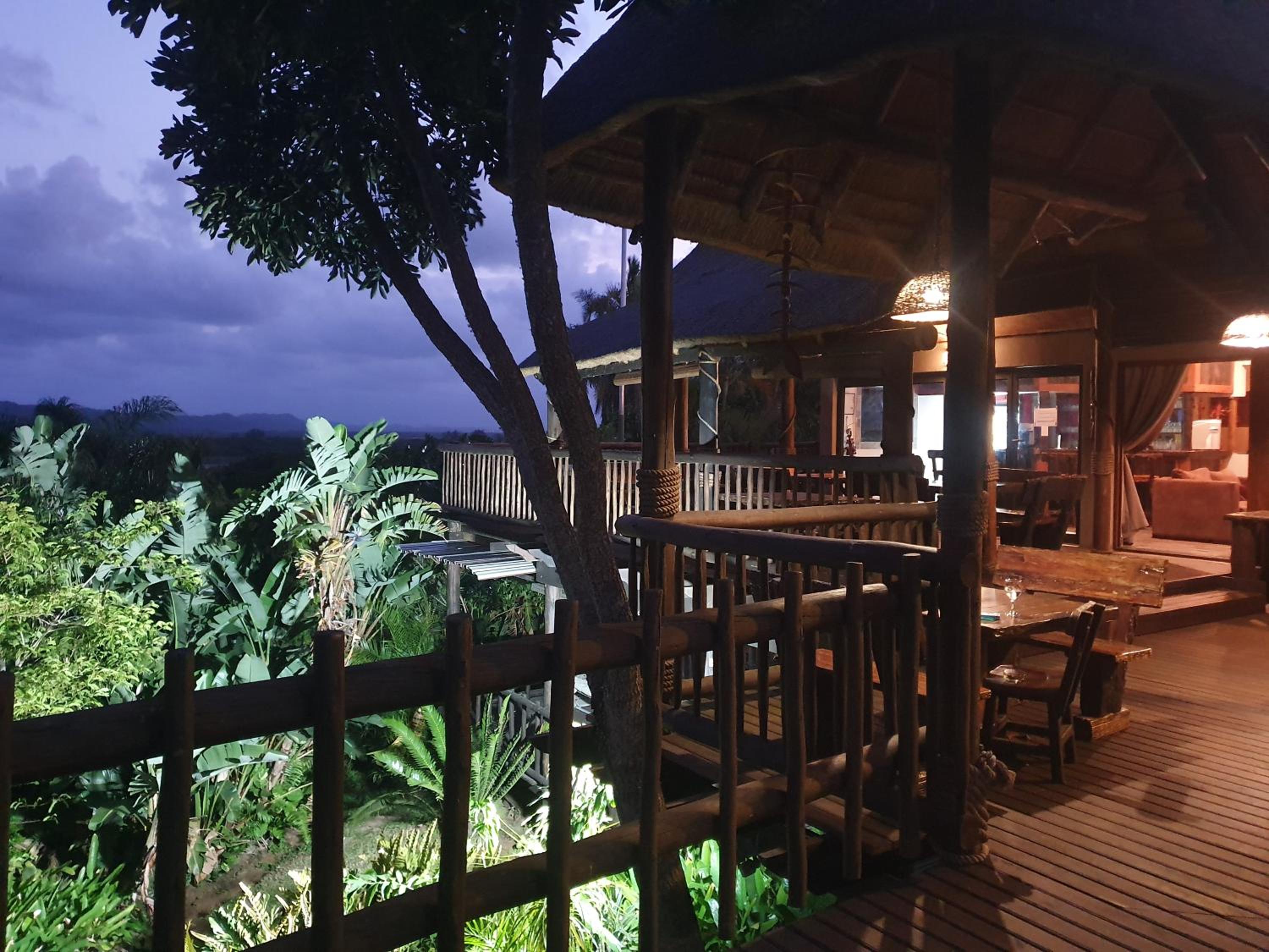 Ndiza Lodge and Cabanas view 2
