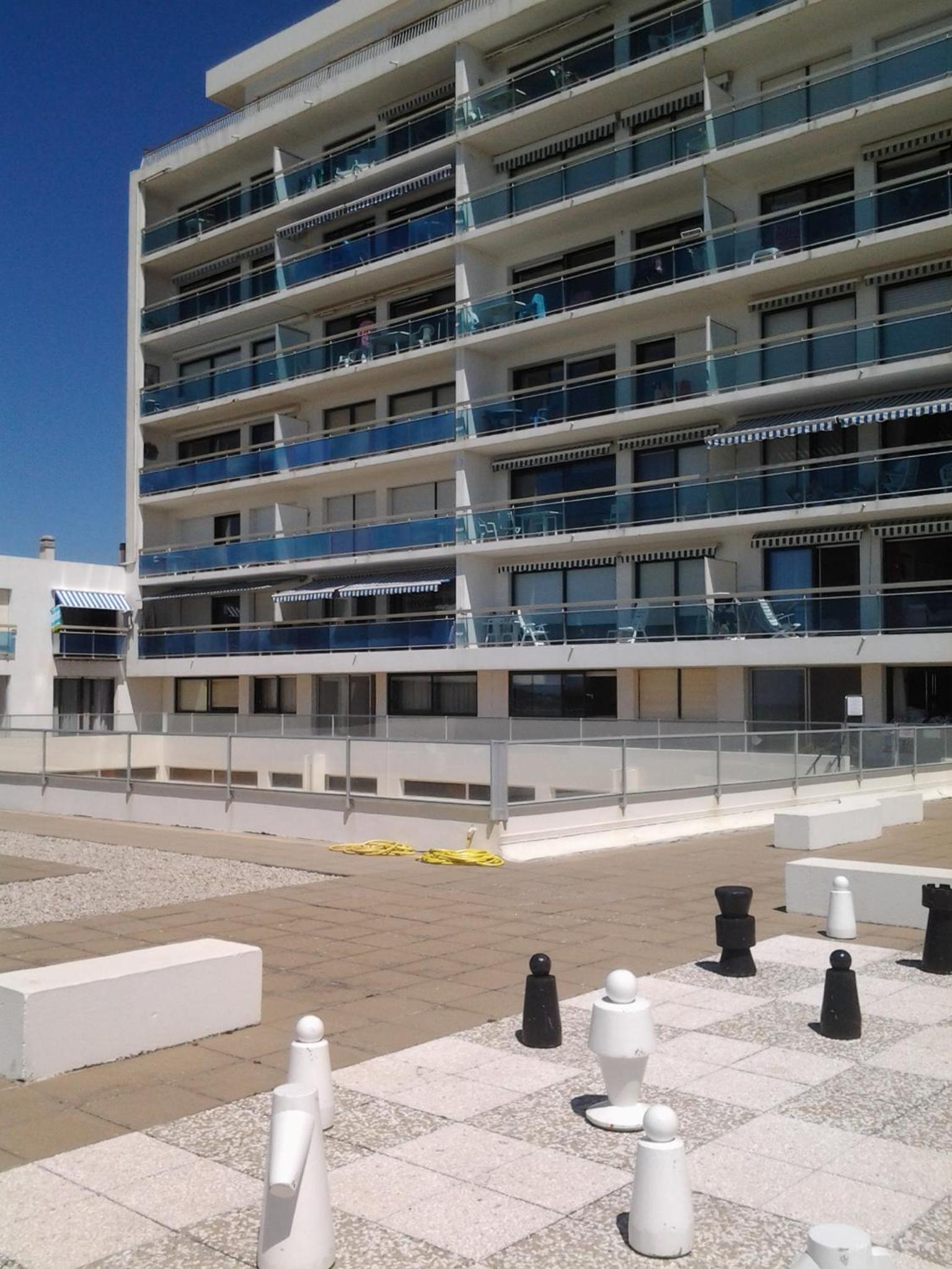 Résidence La Garenne à La Grande Plage, vue mer, piscine et parking privé, 6 personnes