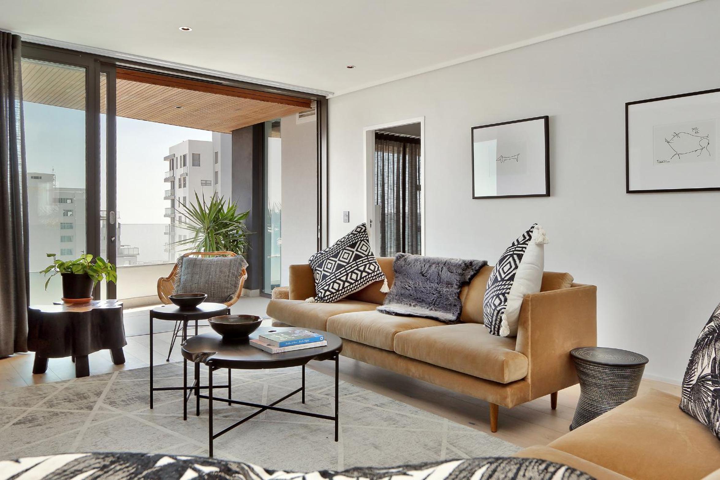 Cosmopolitan Apartments view 5