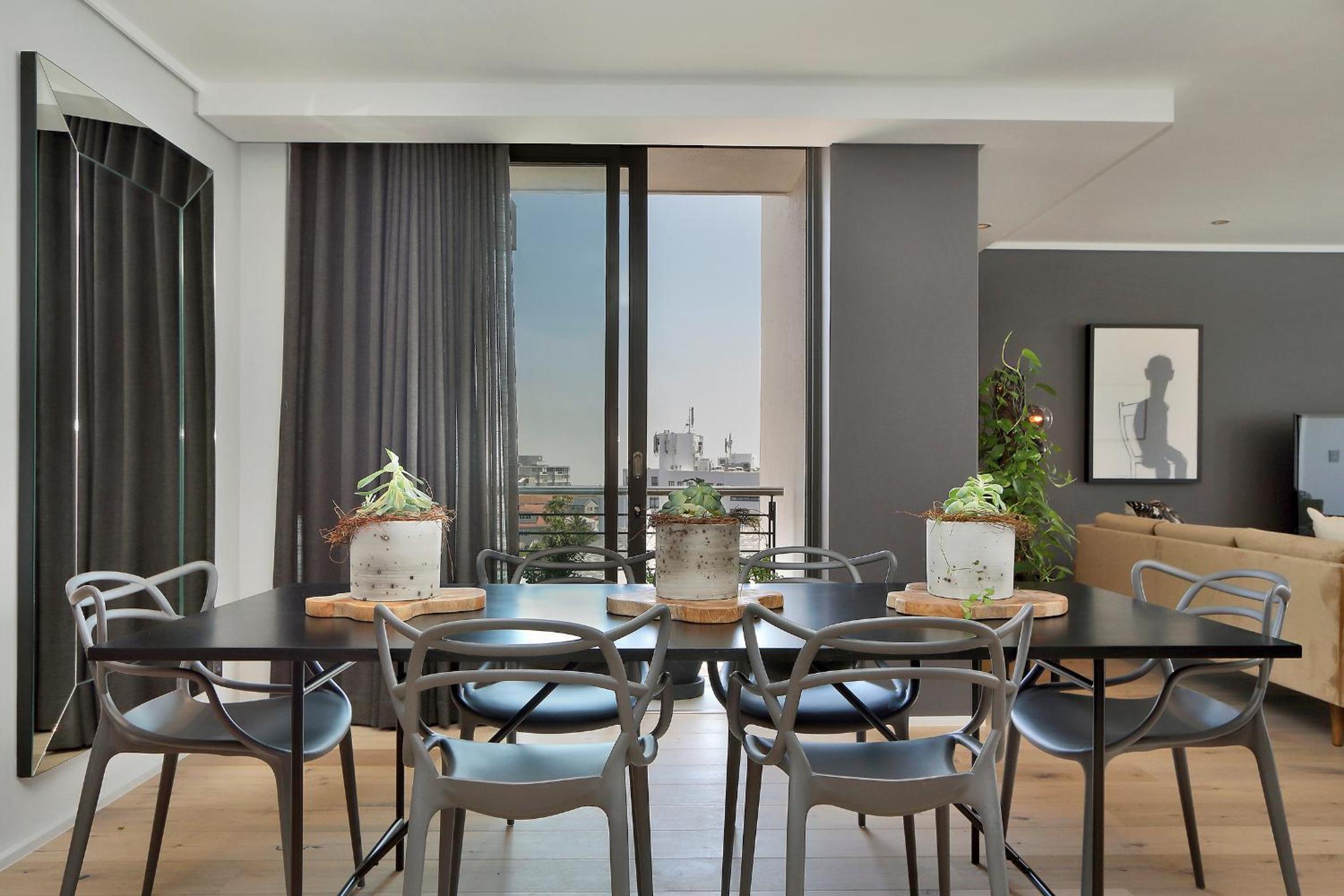 Cosmopolitan Apartments view 2
