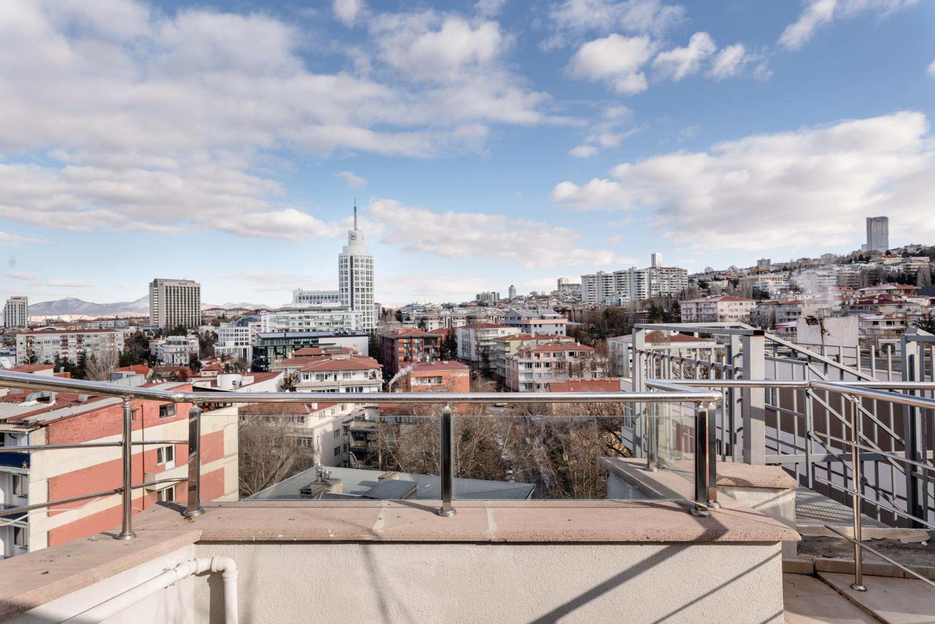 A Hotels & Suite - Image 26