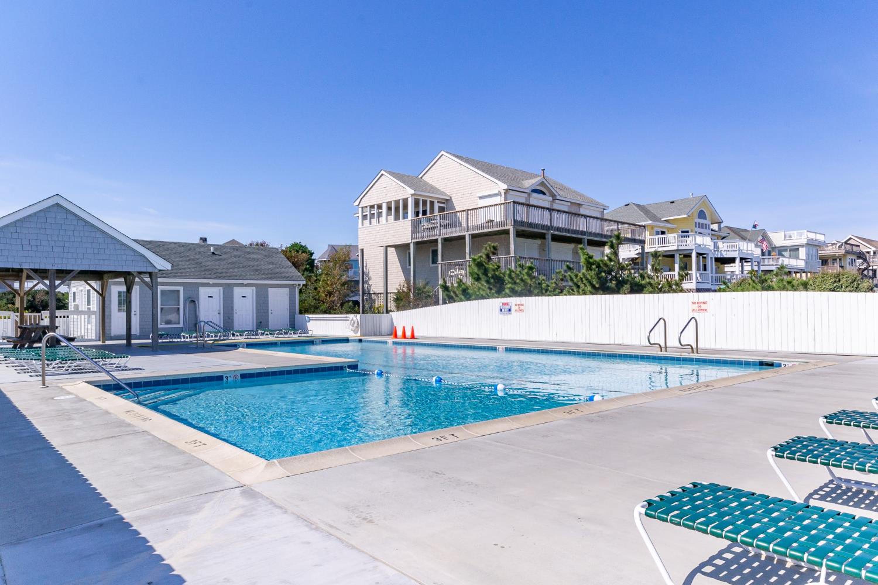 Puppy Love - Corolla, Villages at Ocean Hill, Pool, Hot Tub, Nearby Amenities, Lighthouse, Pets OK