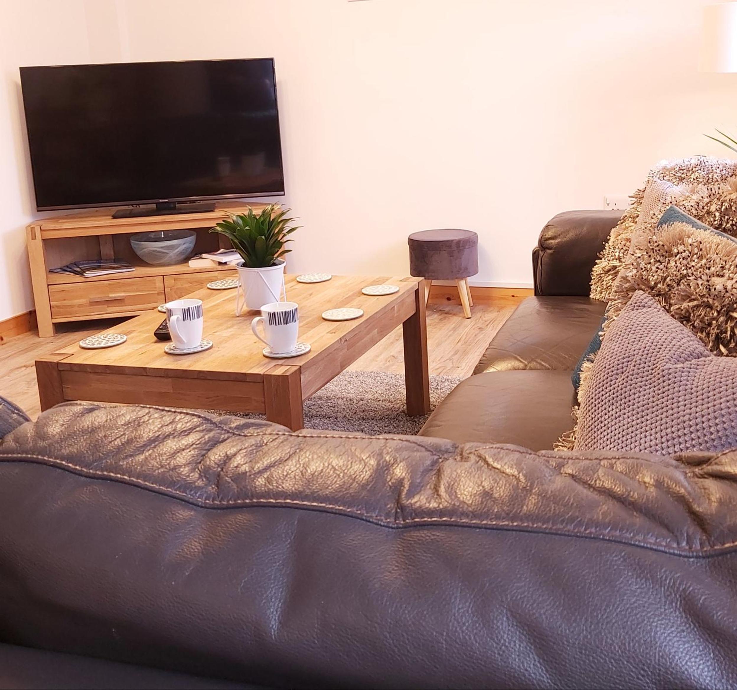 Inverness City Centre Apartment with Elevator and Google Chromecast view 2
