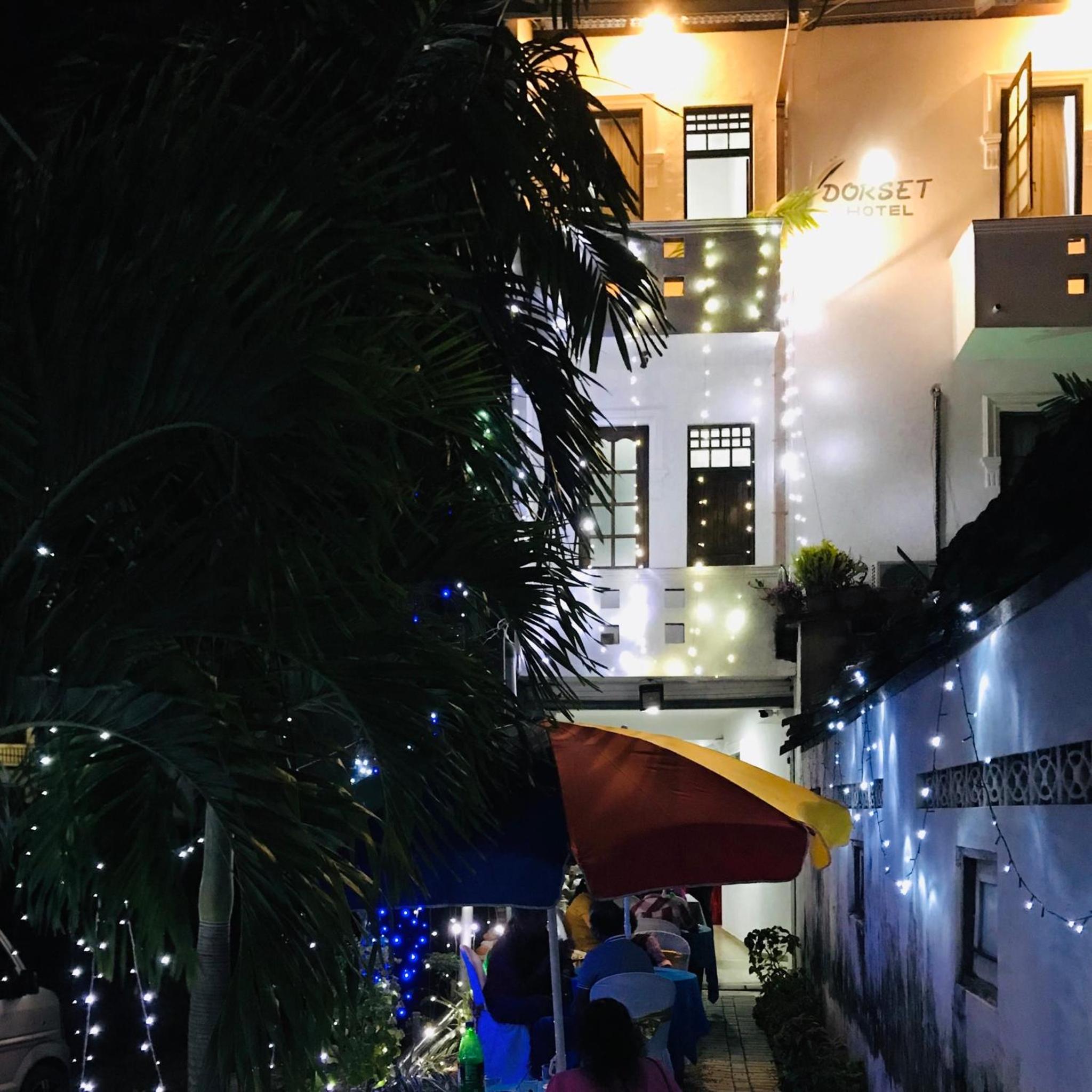 Hotel Dorset - Image 1