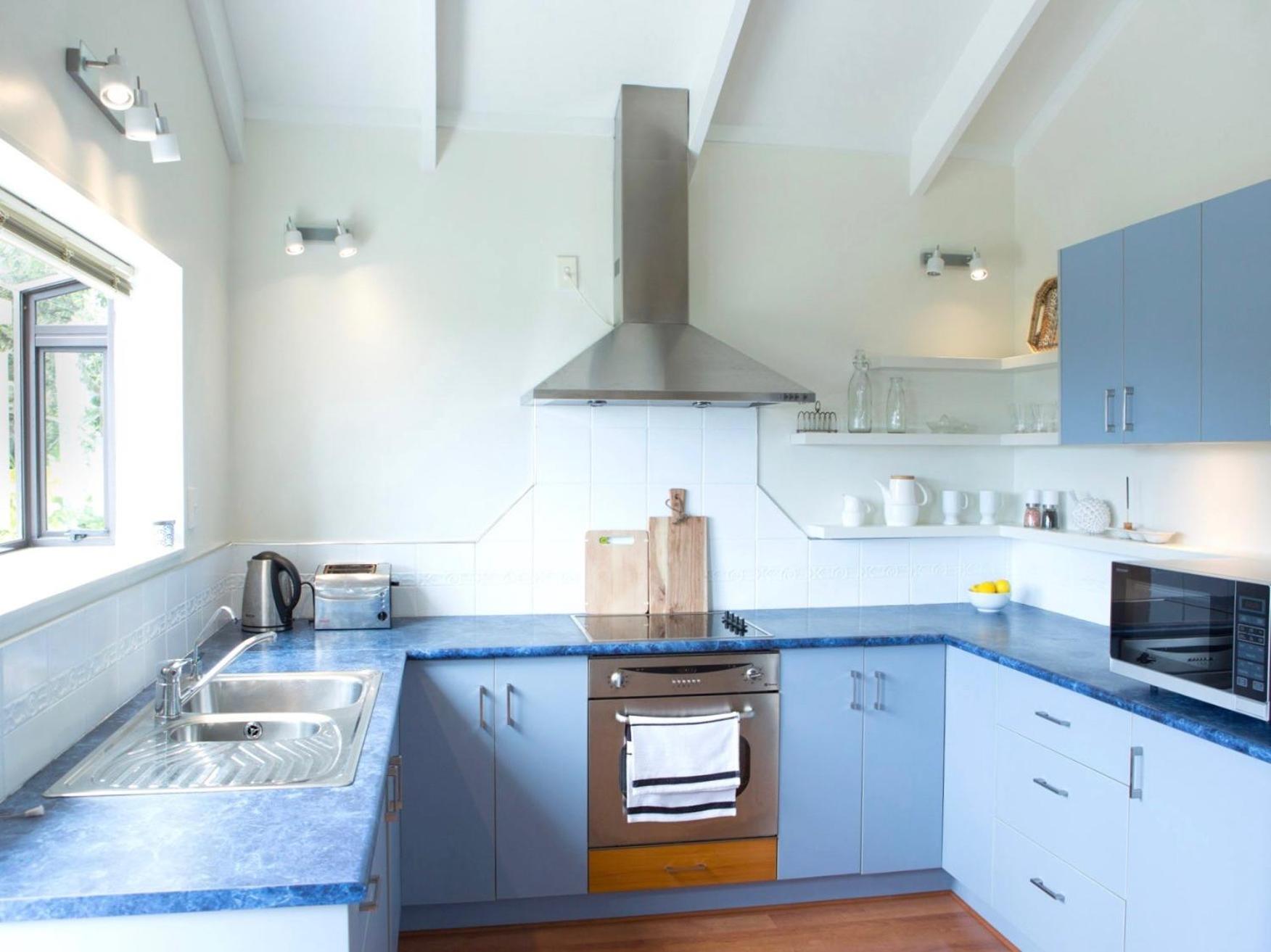 Two Rooms Onetangi - Onetangi Holiday Home view 4