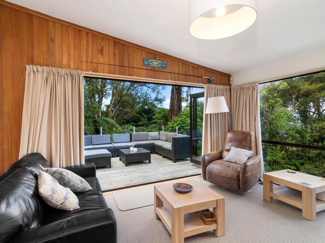 Pukawa Haven - Pukawa Bay Holiday Home view 5