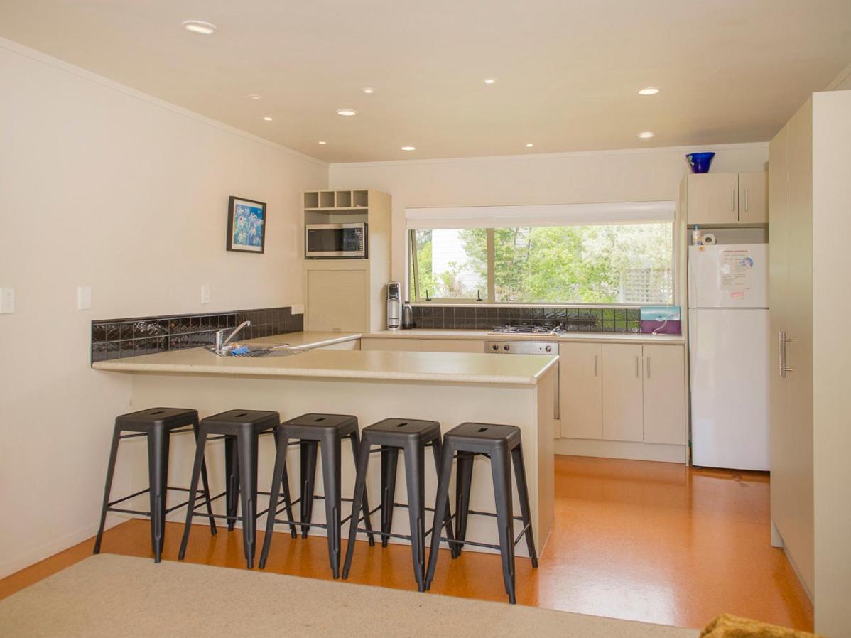 On The Green - Pauanui Holiday Home view 5