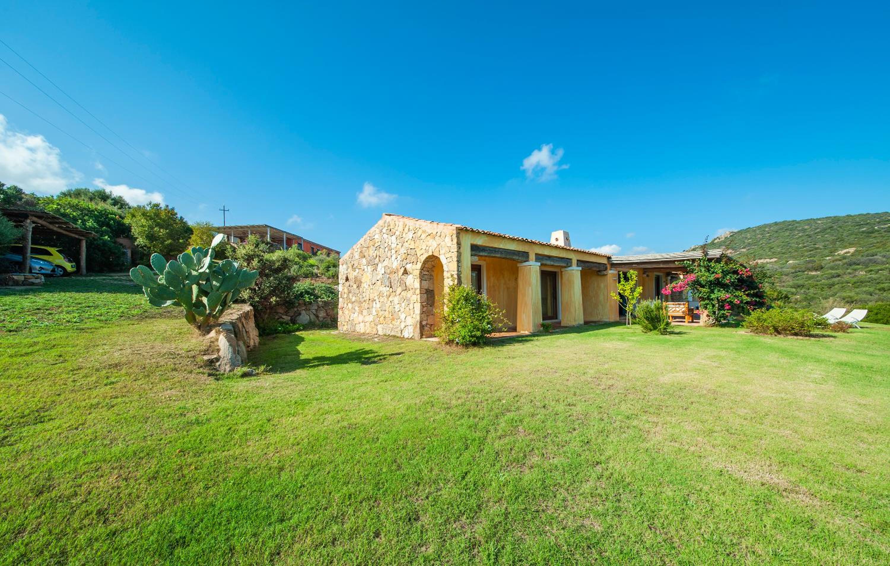 Villa Graniti view 2