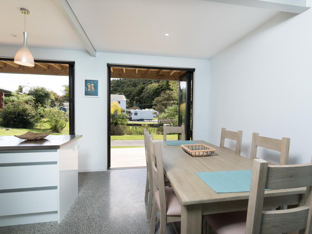 Paihia Centre Peace - Central Paihia Holiday Home view 4