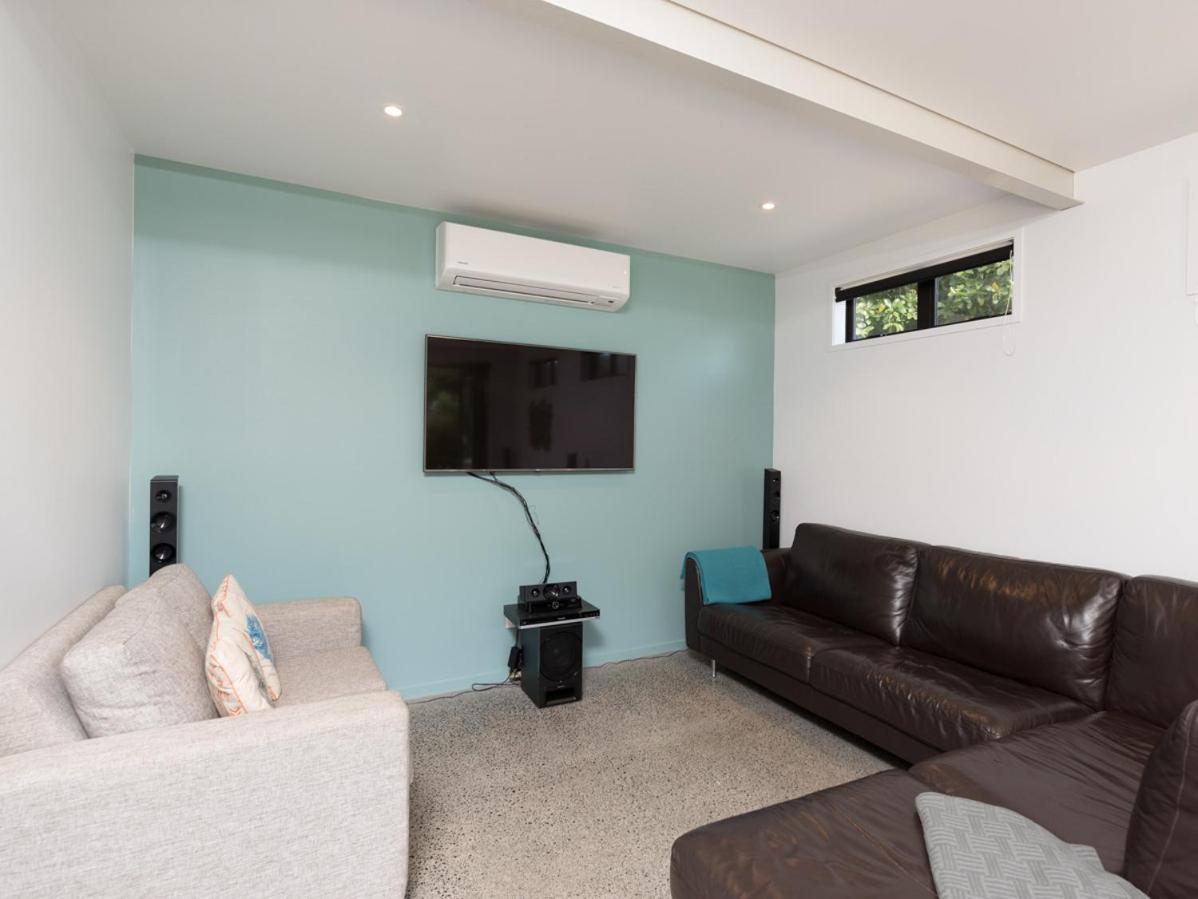 Paihia Centre Peace - Central Paihia Holiday Home view 5