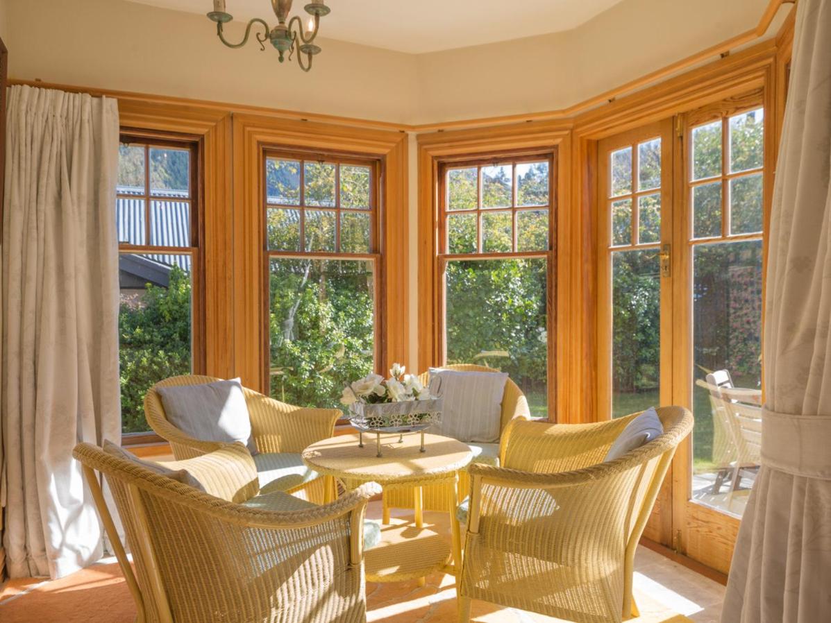 McAlister House - Queenstown Holiday Home view 3