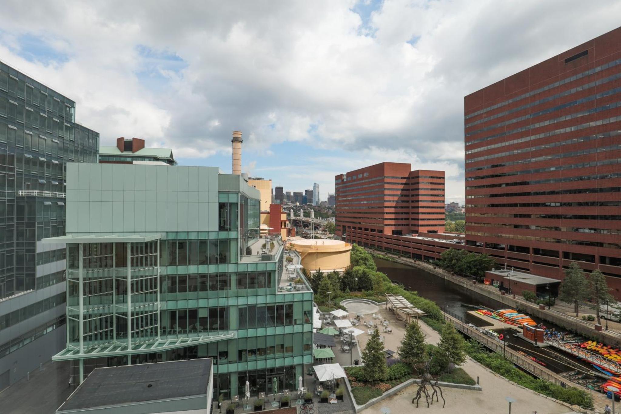 Global Luxury Suites at Kendall East