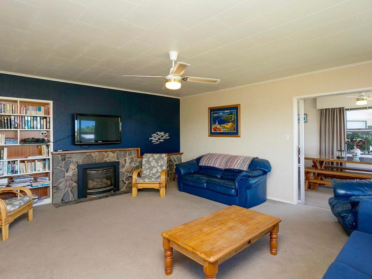 This Bach Has it All - Rainbow Point Holiday Home view 3