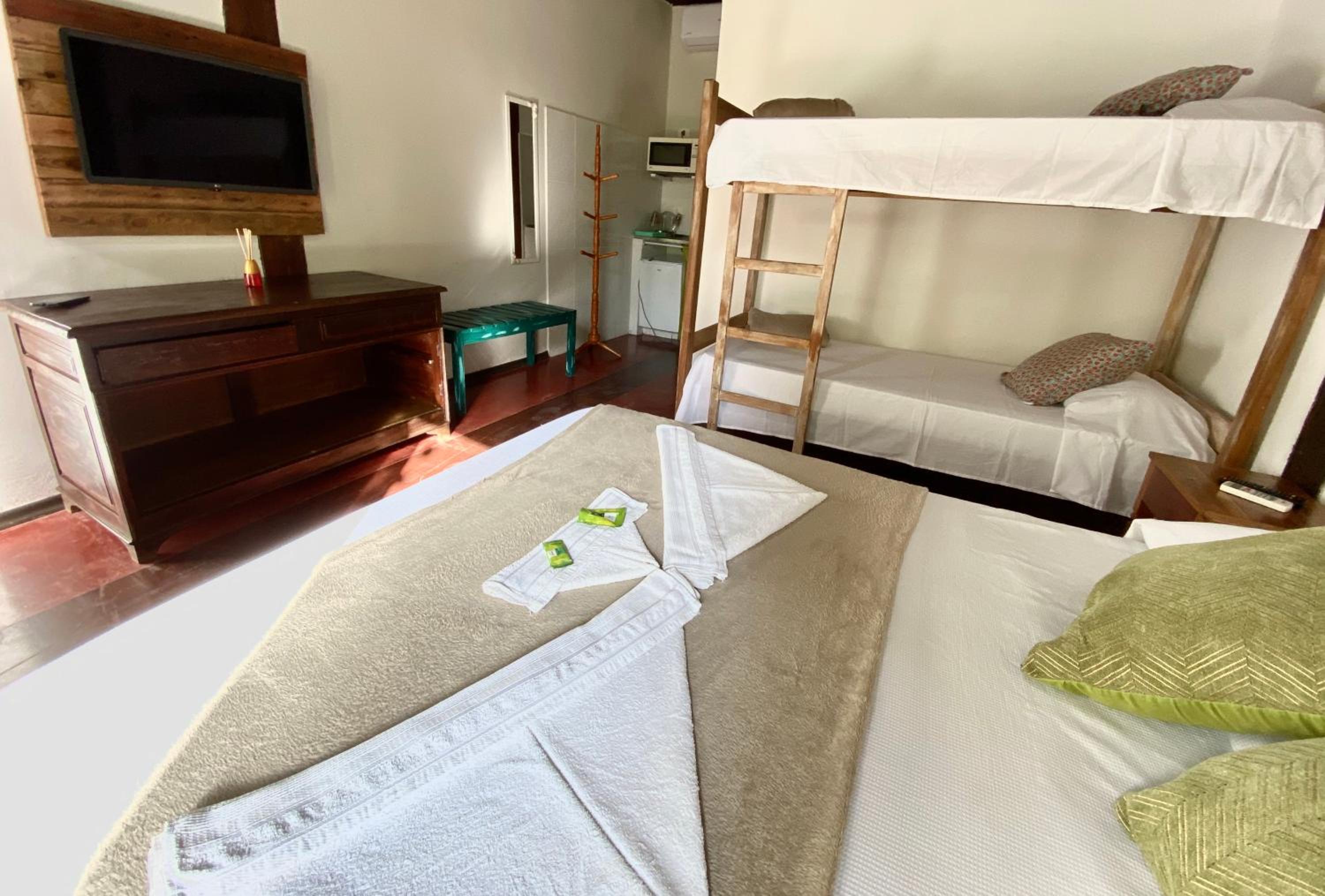 Vila Pequeá Ilhabela