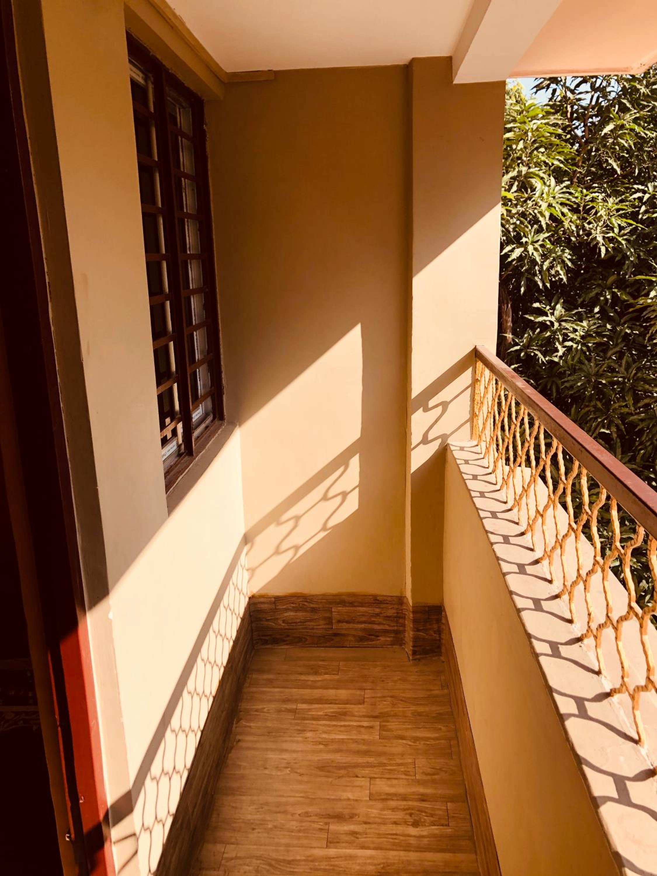 12 Homestay Apartments view 2