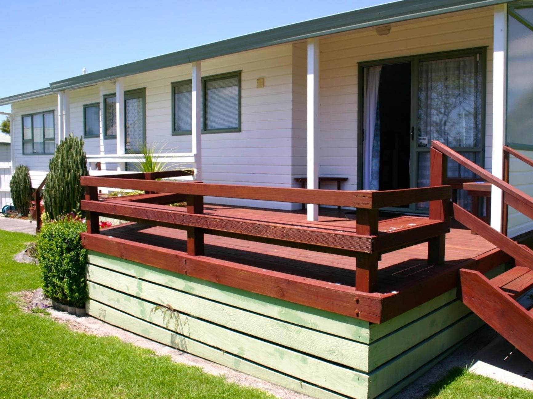 Waihi Getaway - Waihi Beach Holiday Home view 3