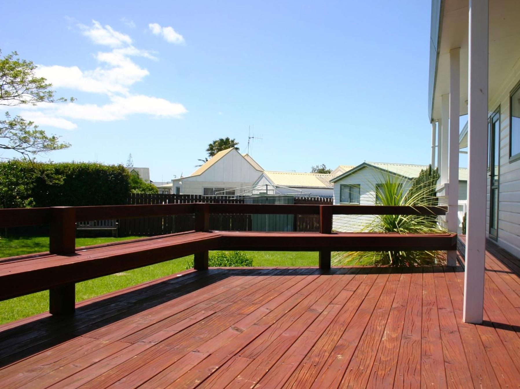 Waihi Getaway - Waihi Beach Holiday Home view 4