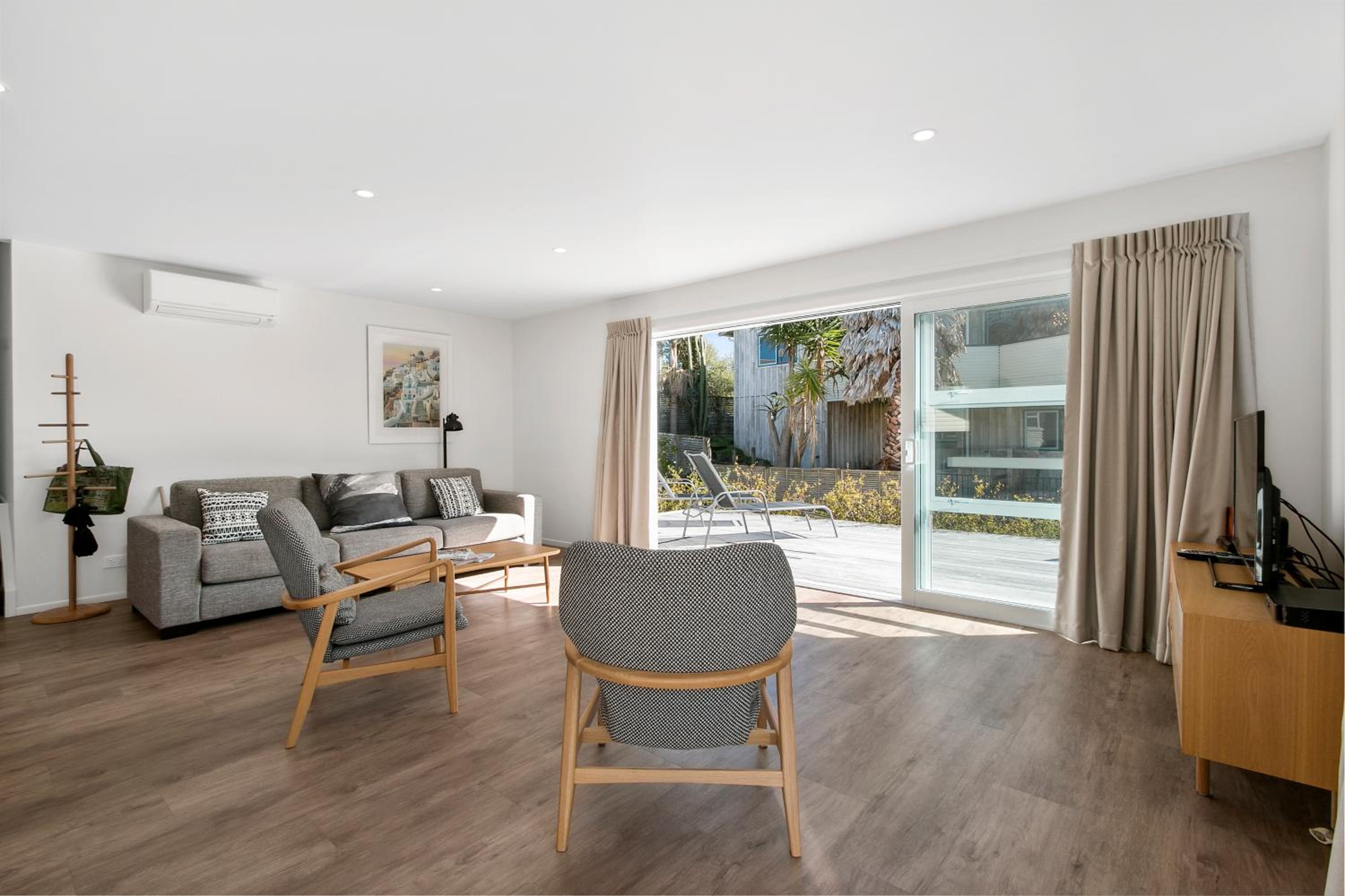 The Waihi Beach House - Waihi Beach Holiday Home view 2