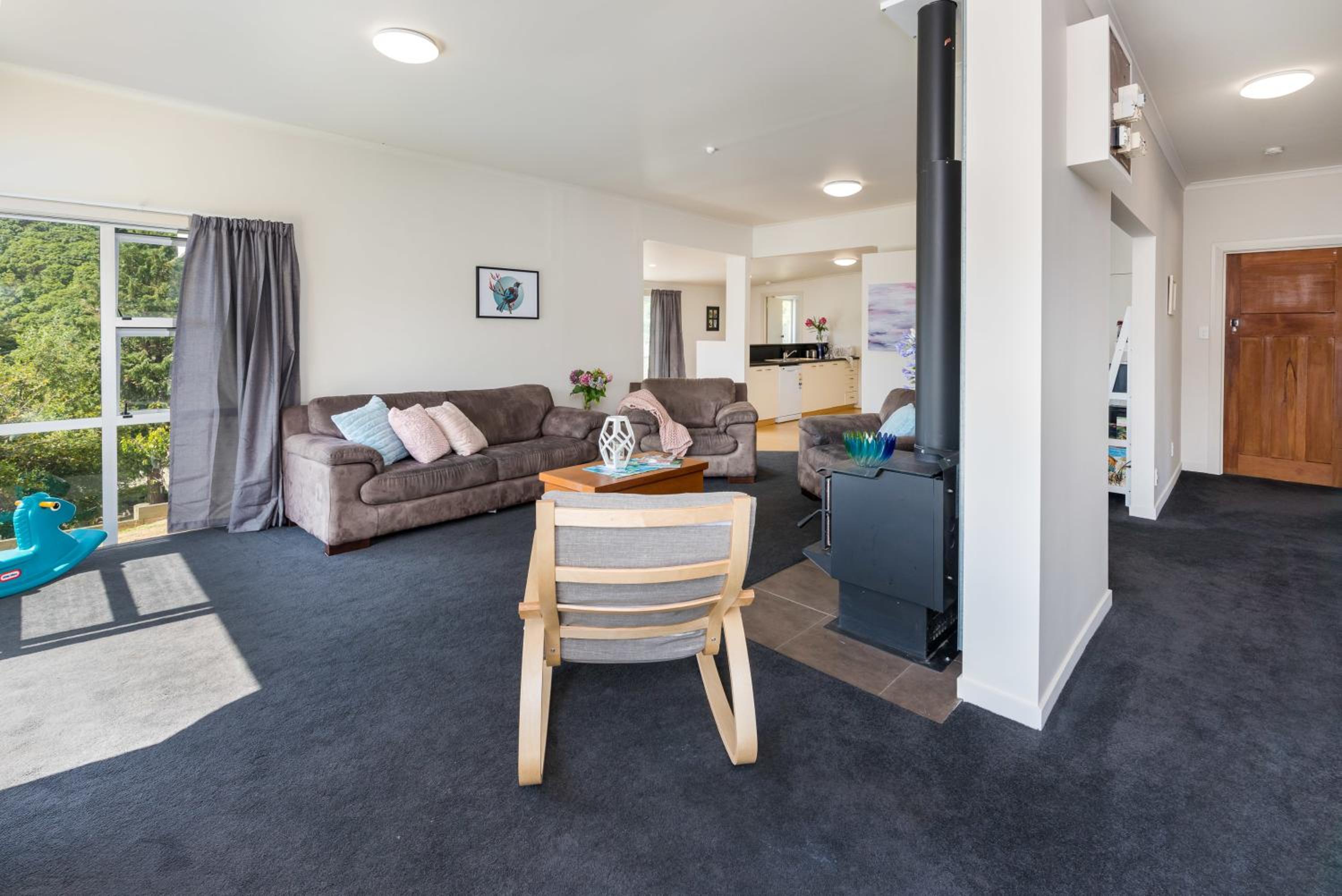 Tirohanga Wai - Waikawa Holiday Home view 5