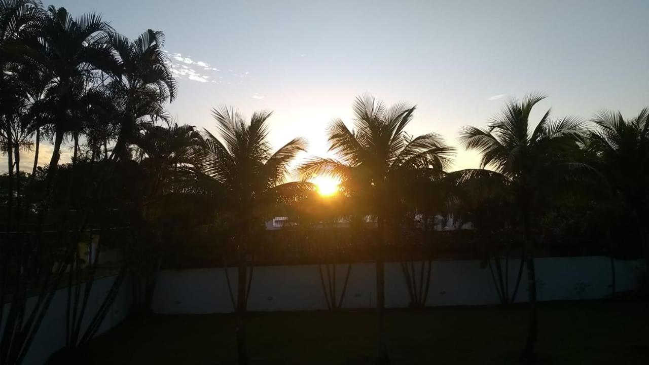 Casa Eventos e Temporada com 4 suites, piscina, churrasqueira, Wi-Fi, Ar Condicionado - Proximo Praia Mar Casado e Pernambuco - Guaruja -