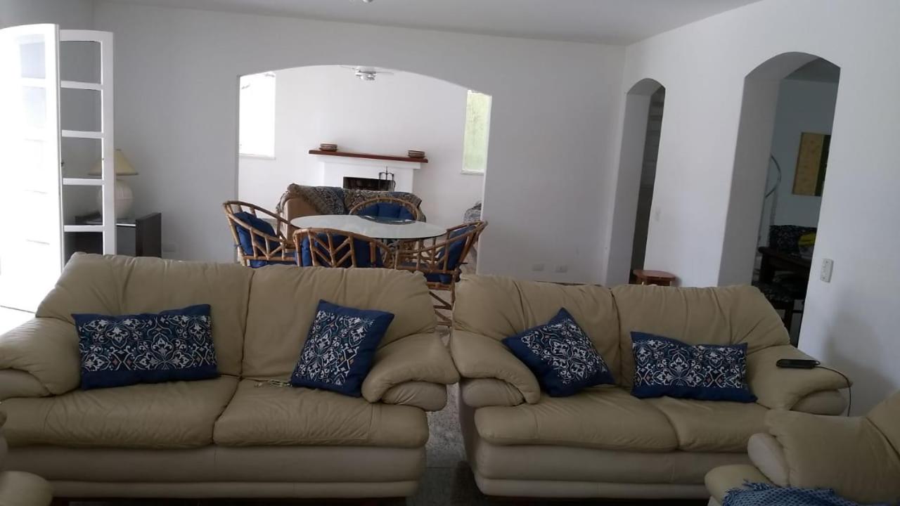 Casa Eventos e Temporada com 4 suites, piscina, churrasqueira, Wi-Fi, Ar Condicionado - Proximo Praia Mar Casado e Pernambuco - Guaruja -