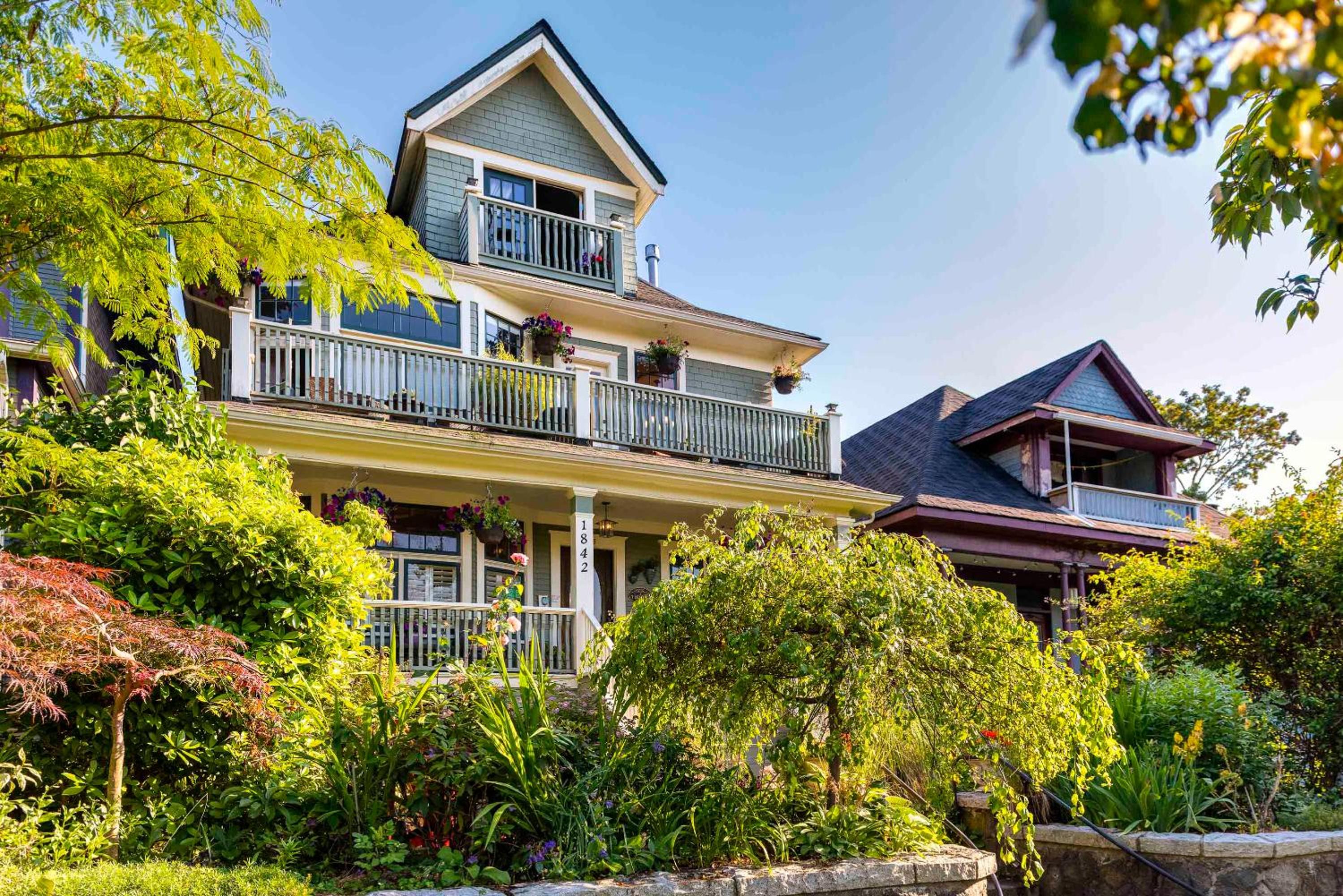 The Ivy on Parker Guest House - Image 1