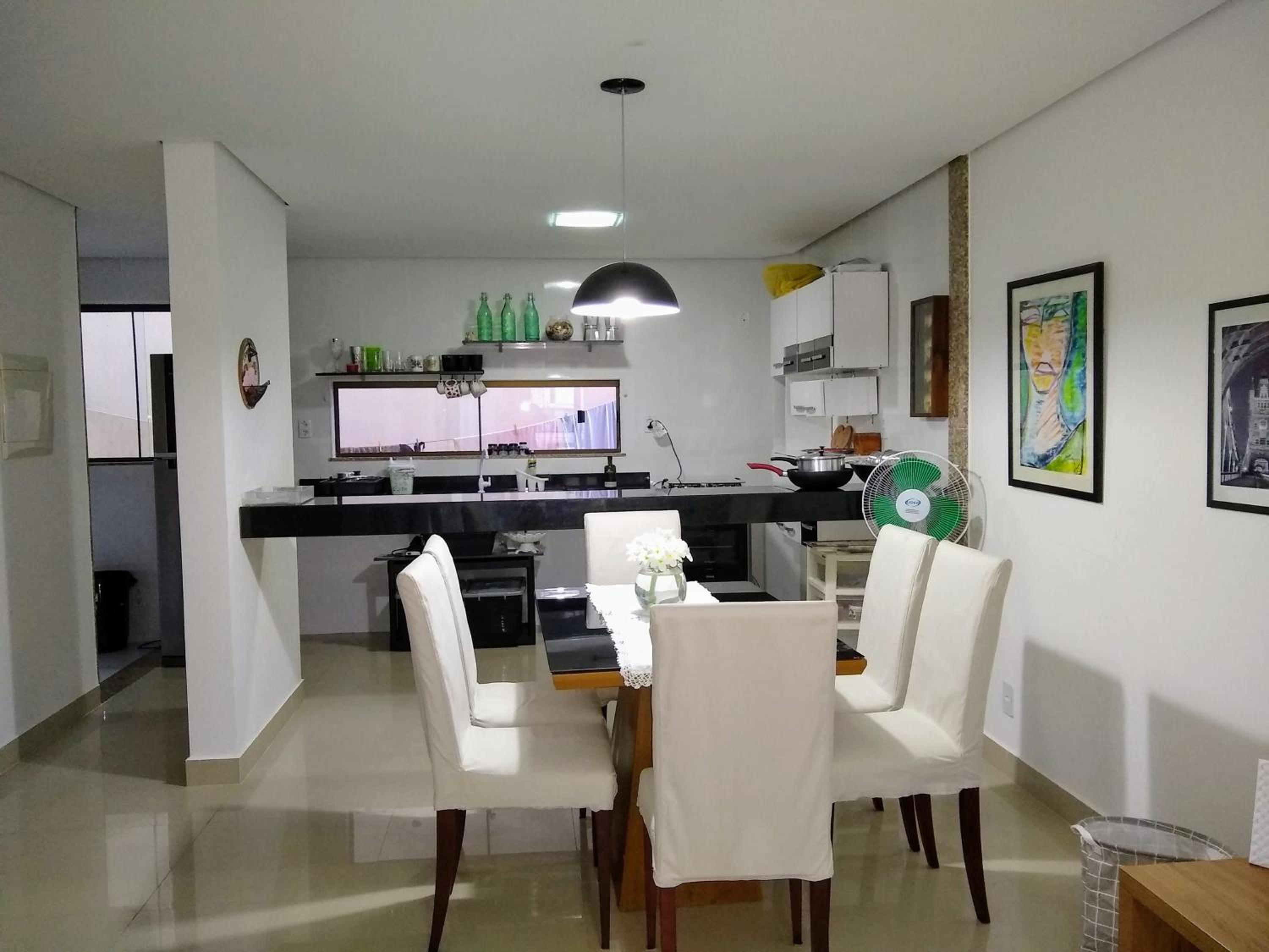 VILLAGE aconchegante com 3 suítes