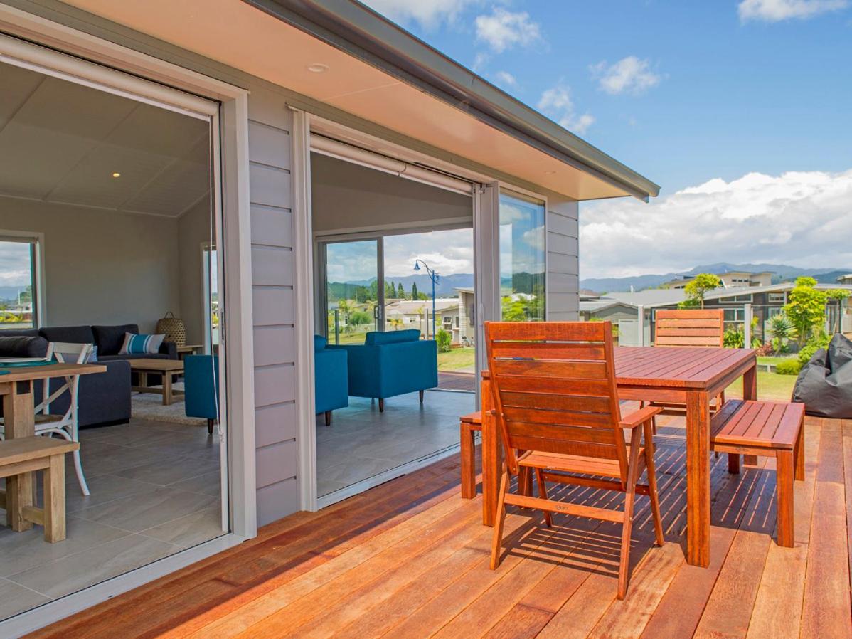 Tattletails Rest - Whitianga Holiday House view 2