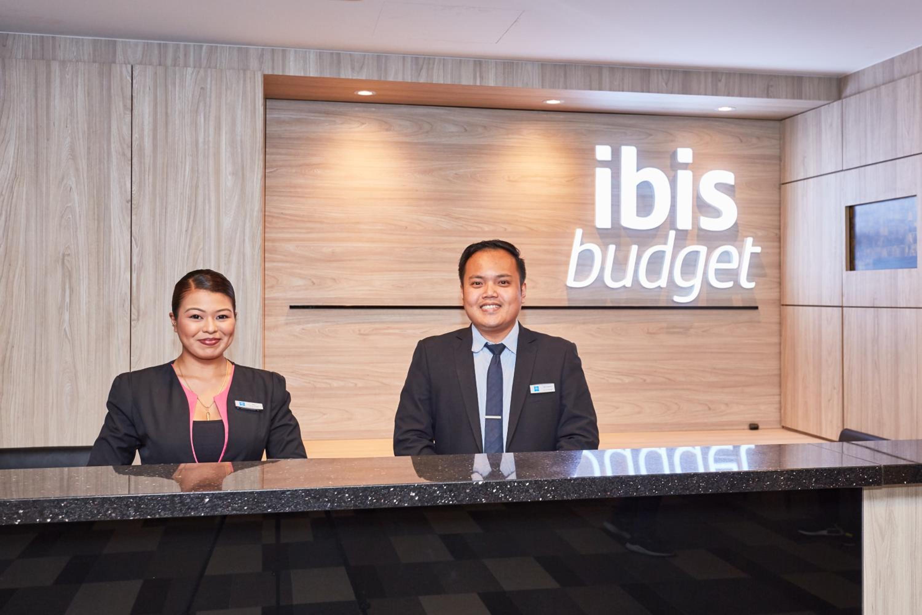ibis budget Singapore Ruby-3