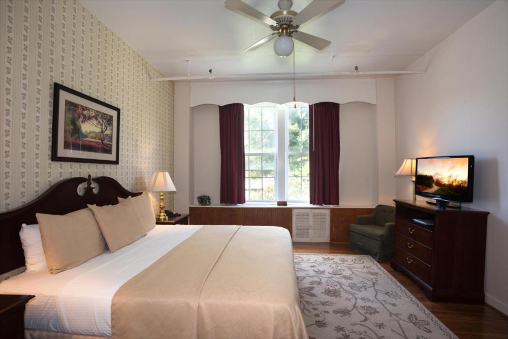 Green Park Inn