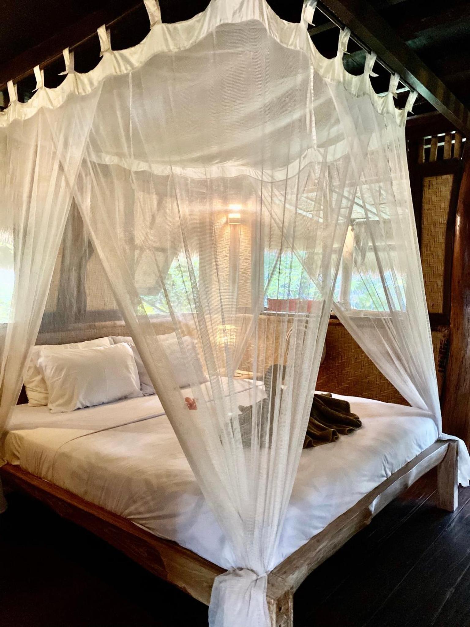 Flower Bud Bungalow Balangan