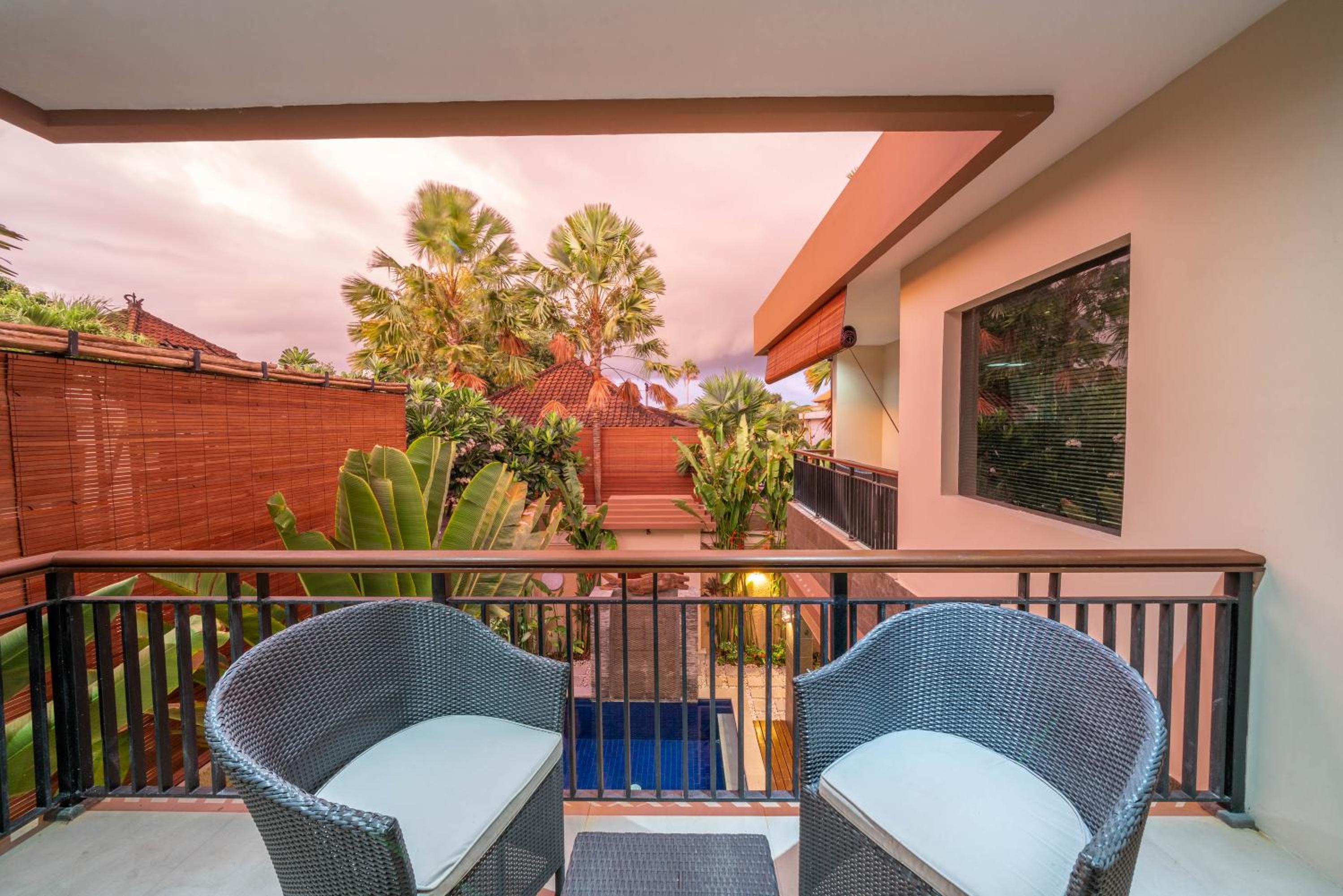 Villa Seacluded 1 - 3BR Villa in Central Seminyak - Large Pool