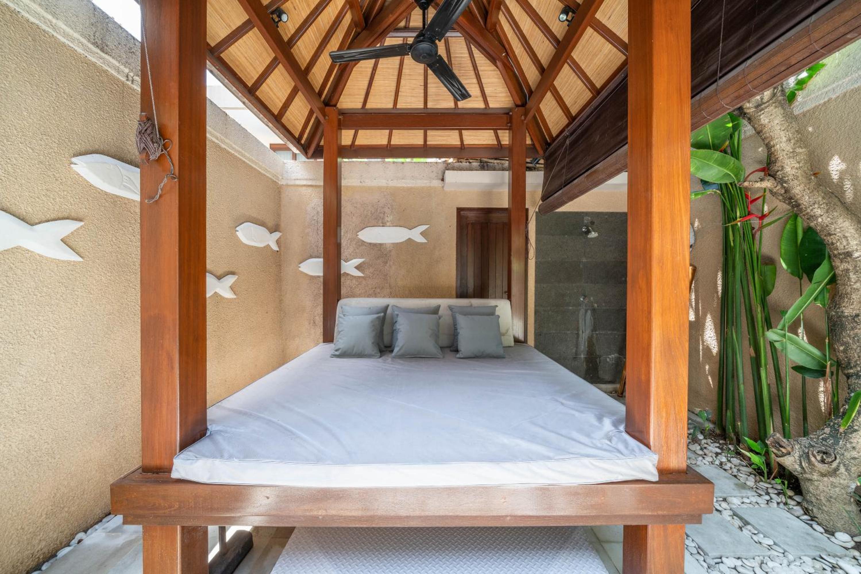 Villa Seacluded 1 - 3BR Villa in Central Seminyak - Large Pool