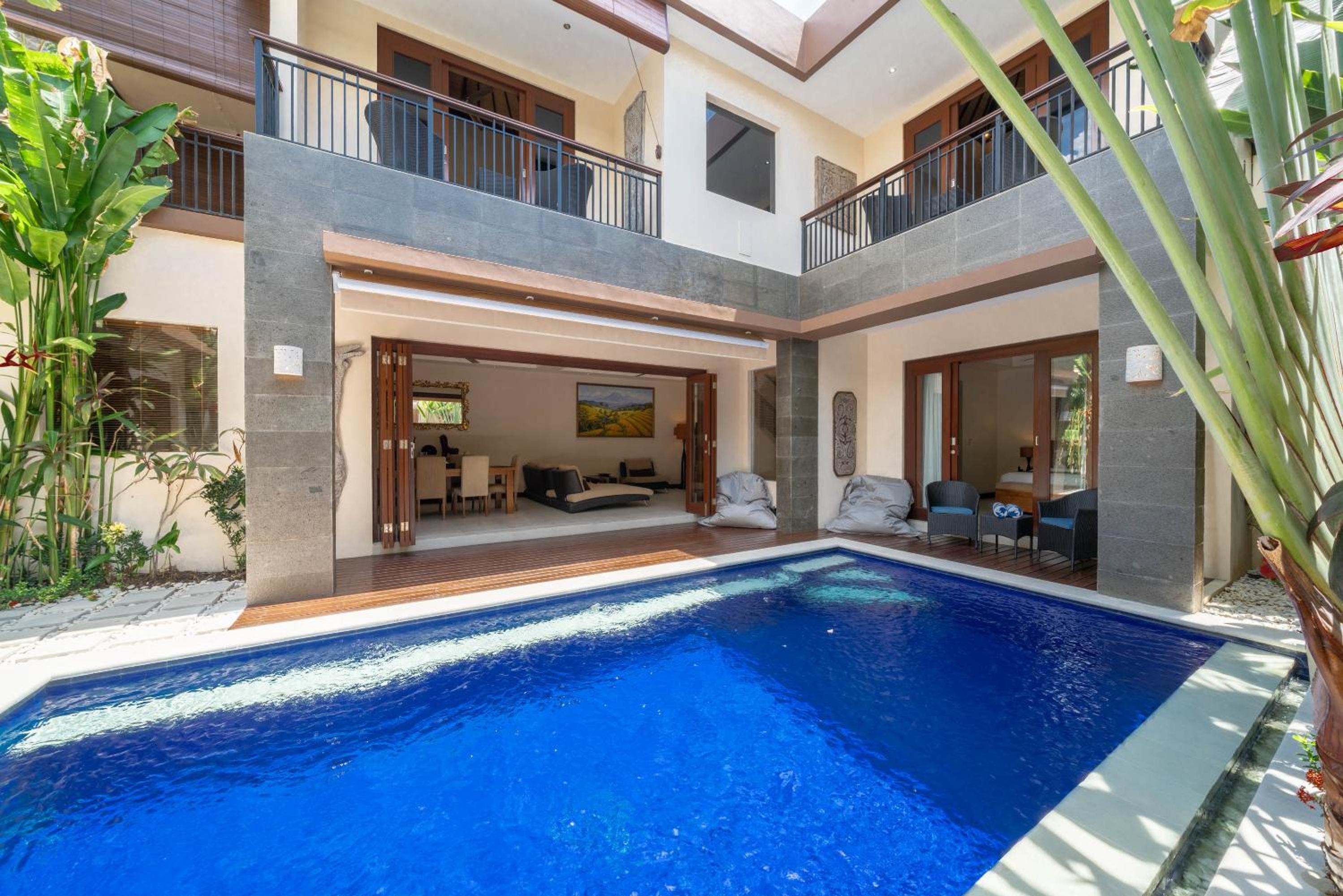 Villa Seacluded 1 - 3BR Villa in Central Seminyak - Large Pool