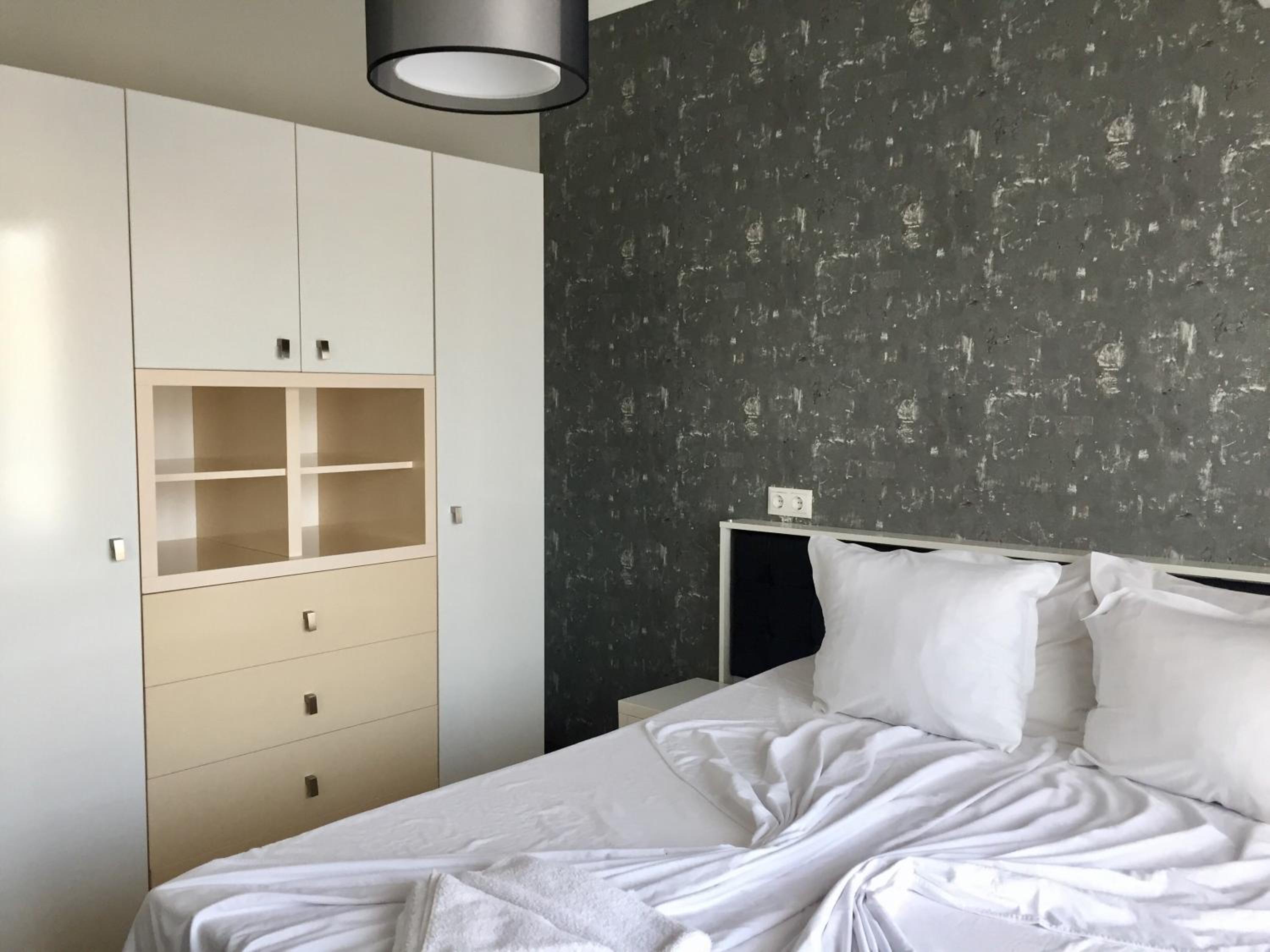 Green Paradise Deluxe Apartments