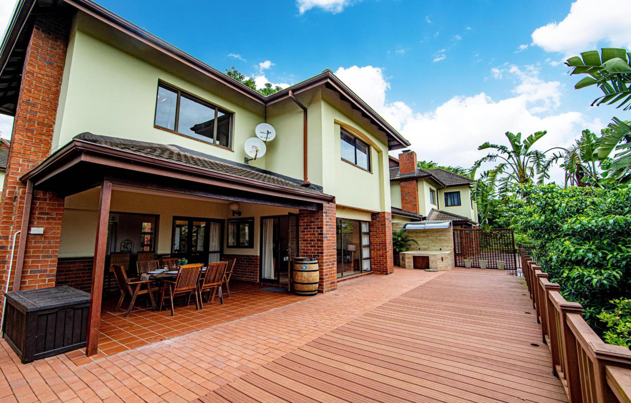 Turnberry House T16 - Selborne Golf Estate view 2