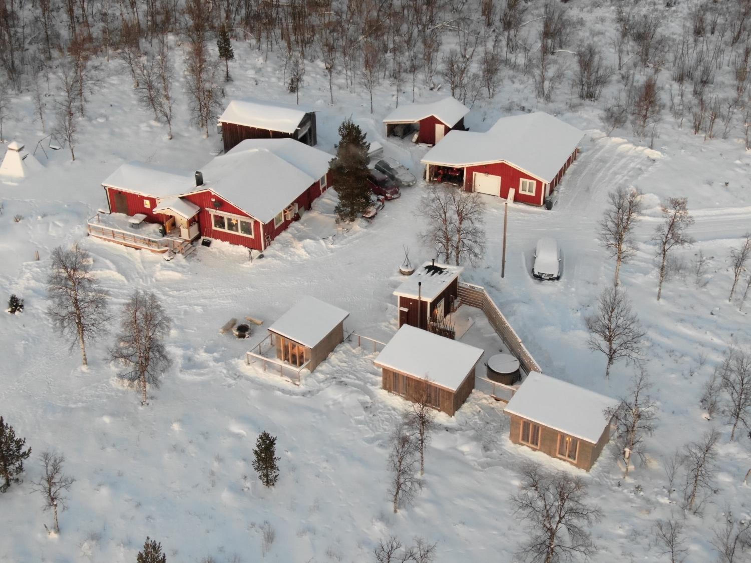 Arctic Gourmet Cabin