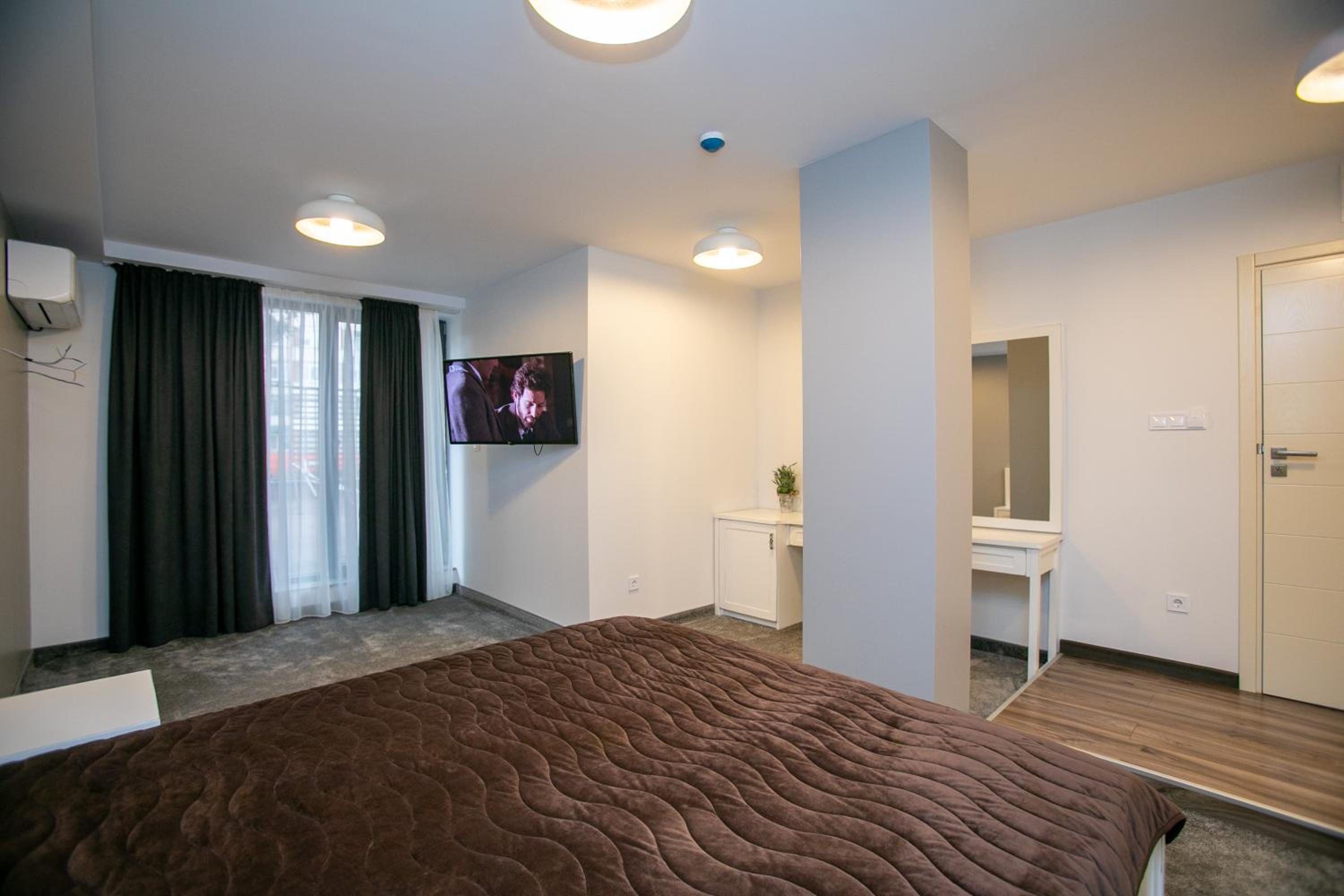 B&D Apartments Delux, NEW
