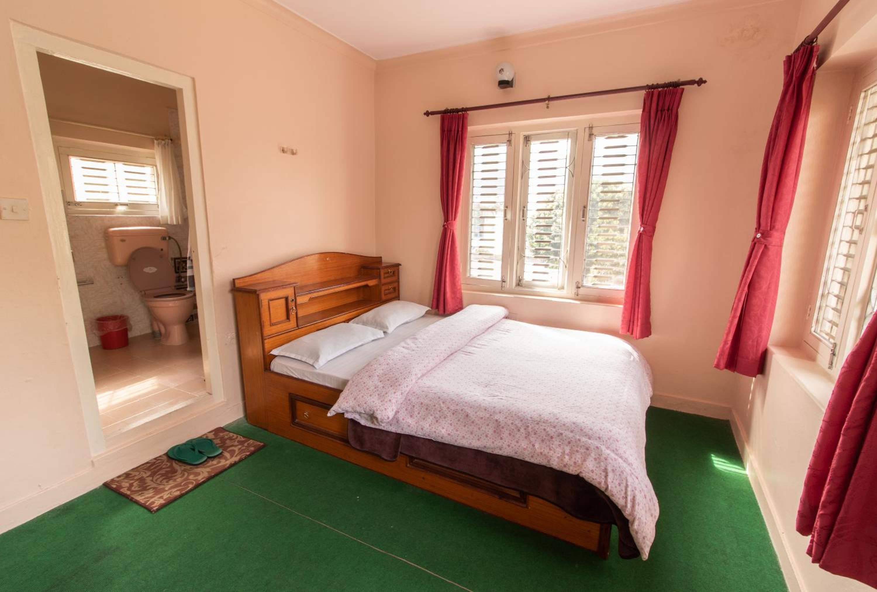 New Tourist Guest House