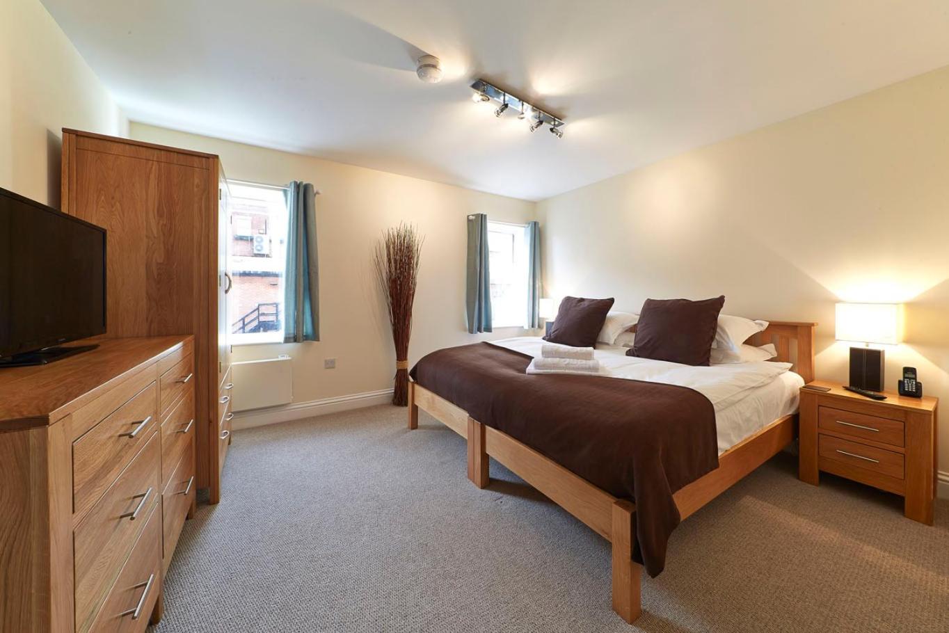 Swan Place Apartments By Viridian Apartments