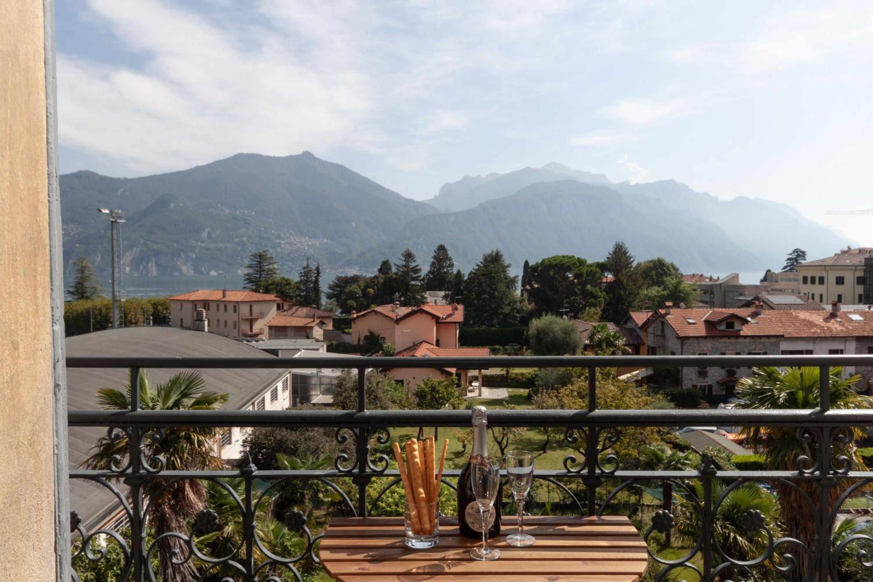 Breva - Menaggio by LoveComo en Menaggio — balance & terrace