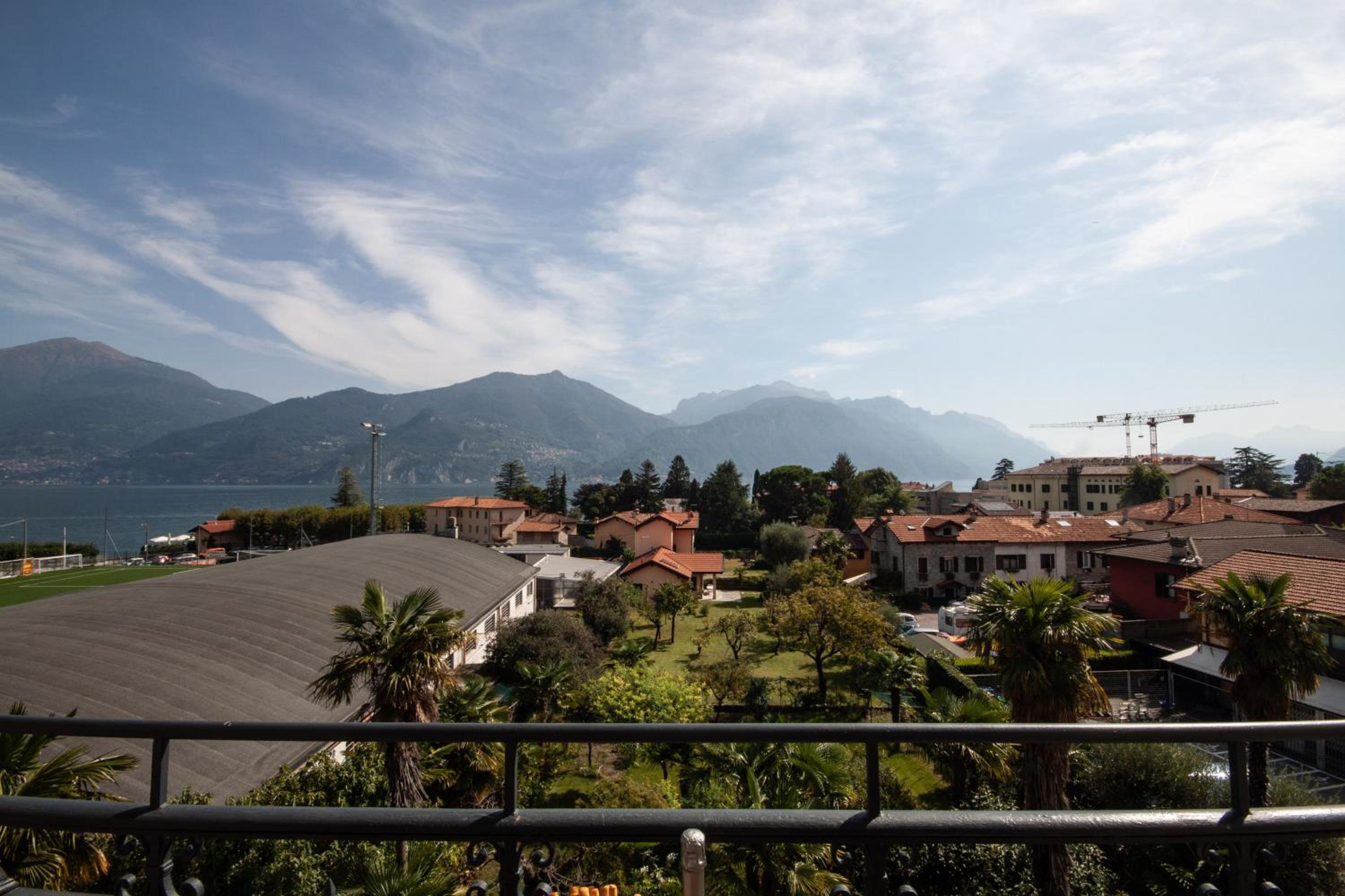 Breva - Menaggio by LoveComo en Menaggio — balance & terrace