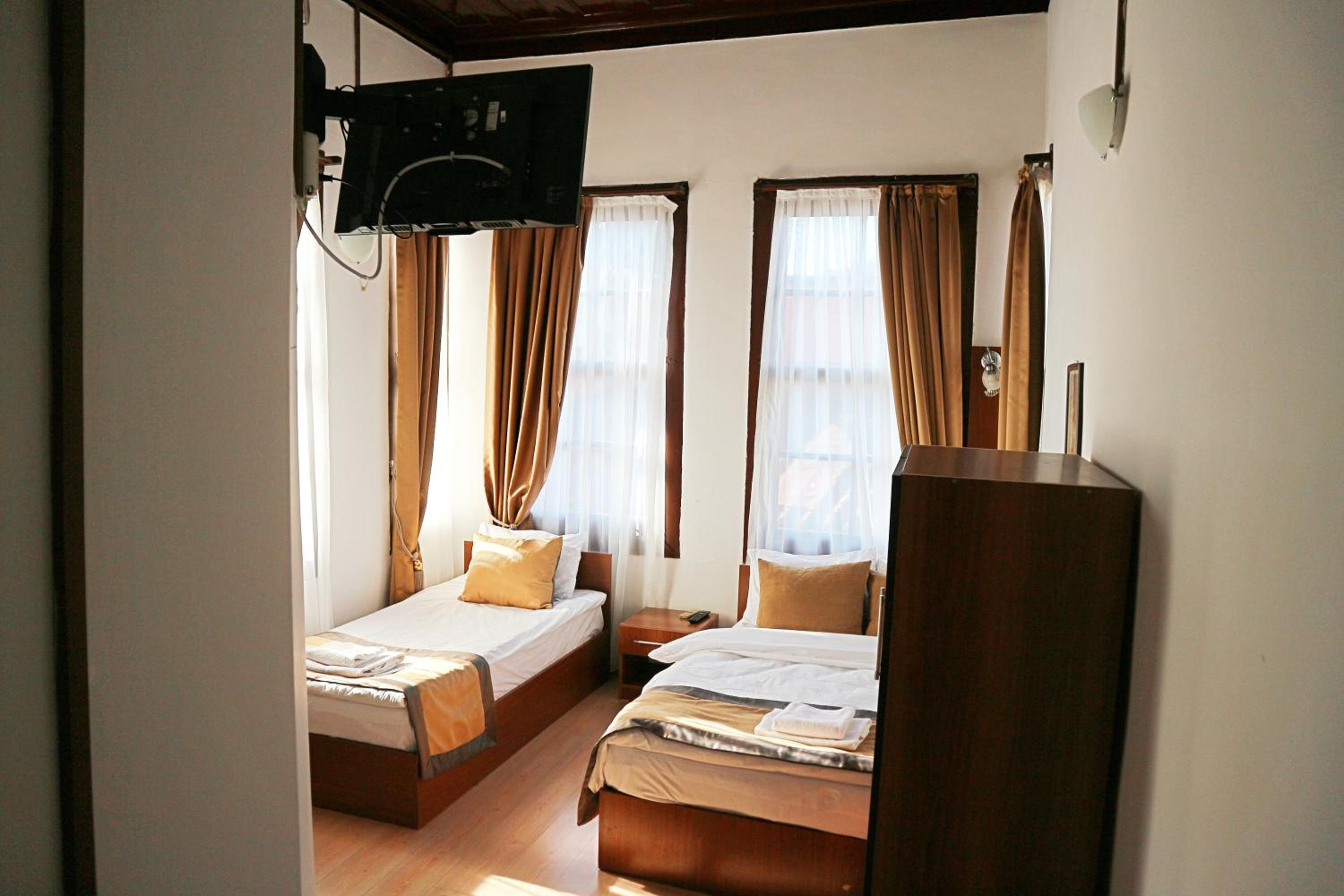 Konak Otel Kaleiçi - Image 7