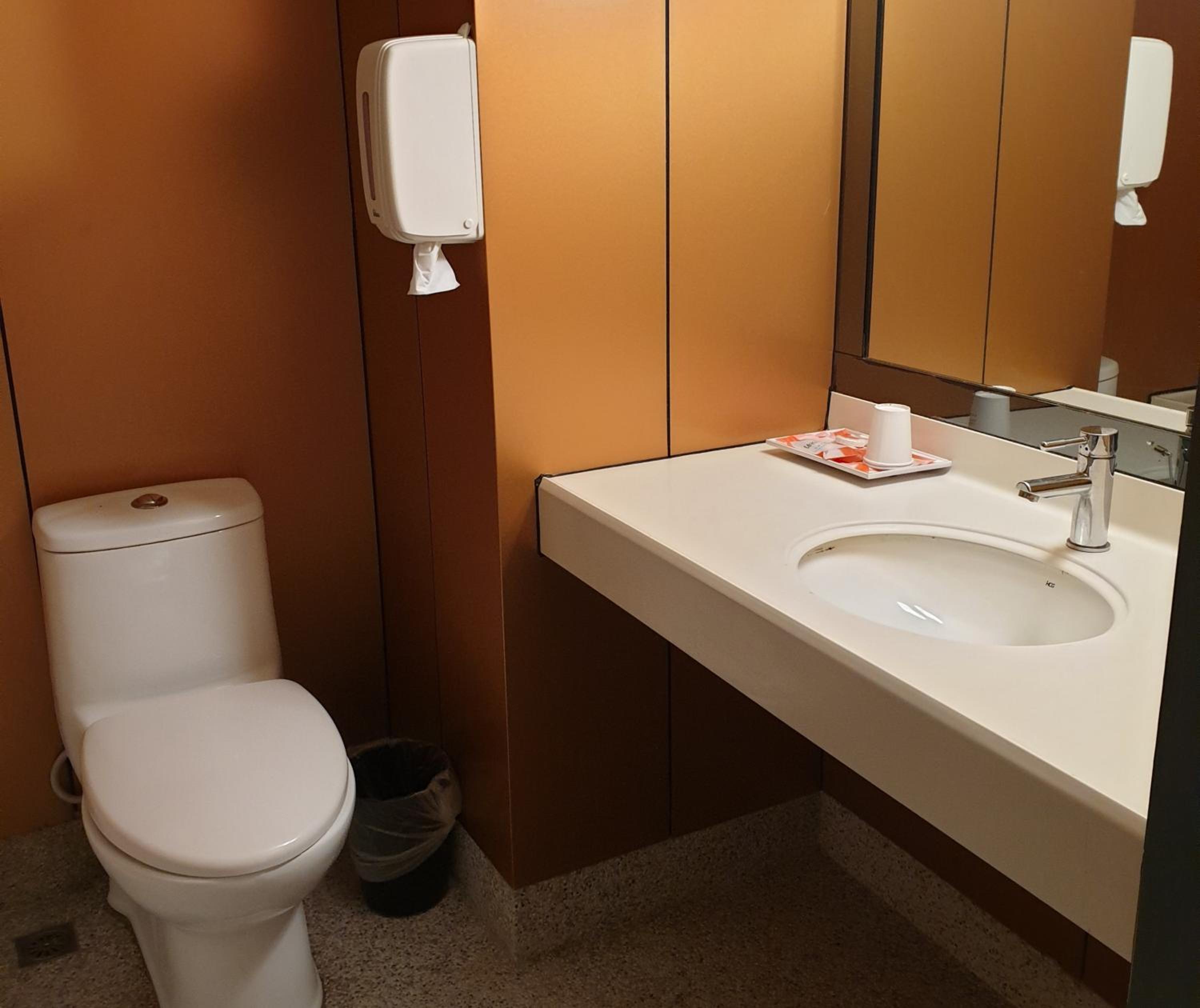 Walker Hotel - Sanchong