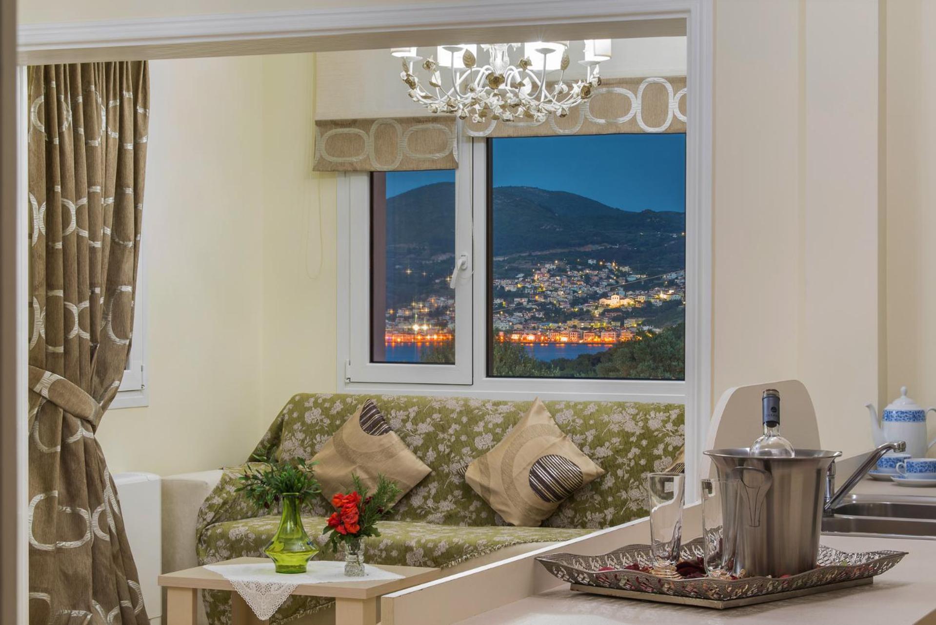 Grand View Villen, villa con vistas al mar en Samos — hotel room