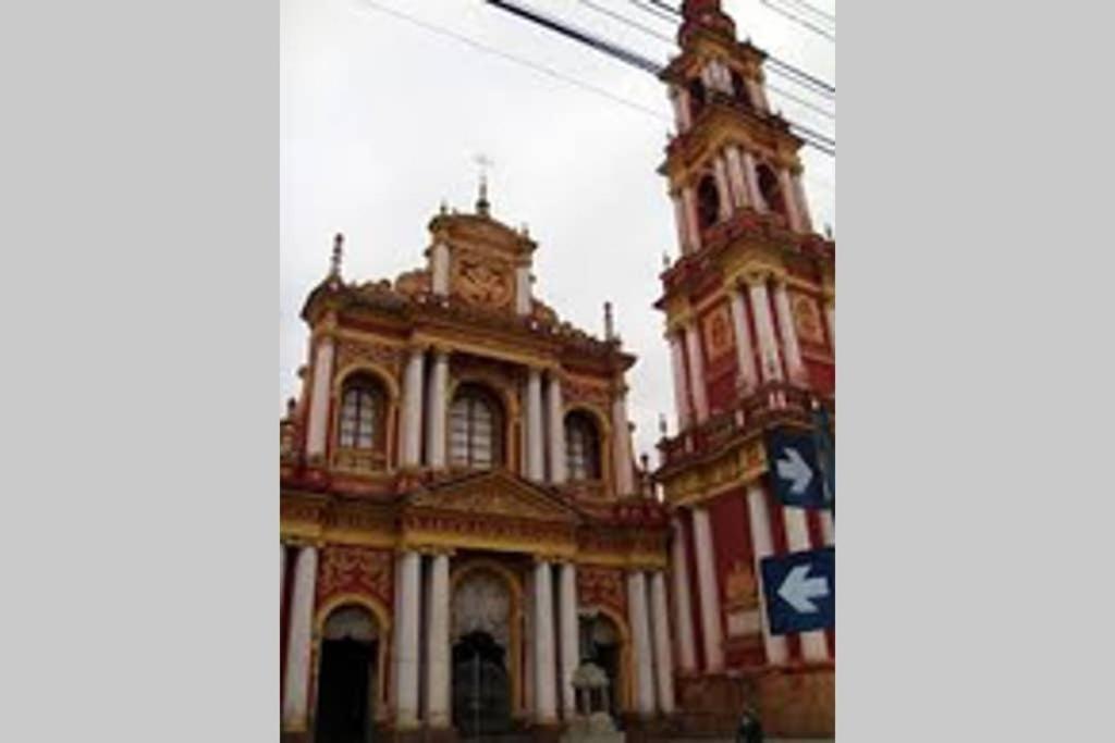 EN EL CORAZON DE SALTA PASADO PRESENTE Y FUTURO