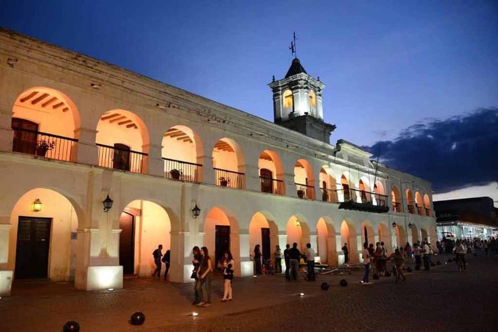 EN EL CORAZON DE SALTA PASADO PRESENTE Y FUTURO