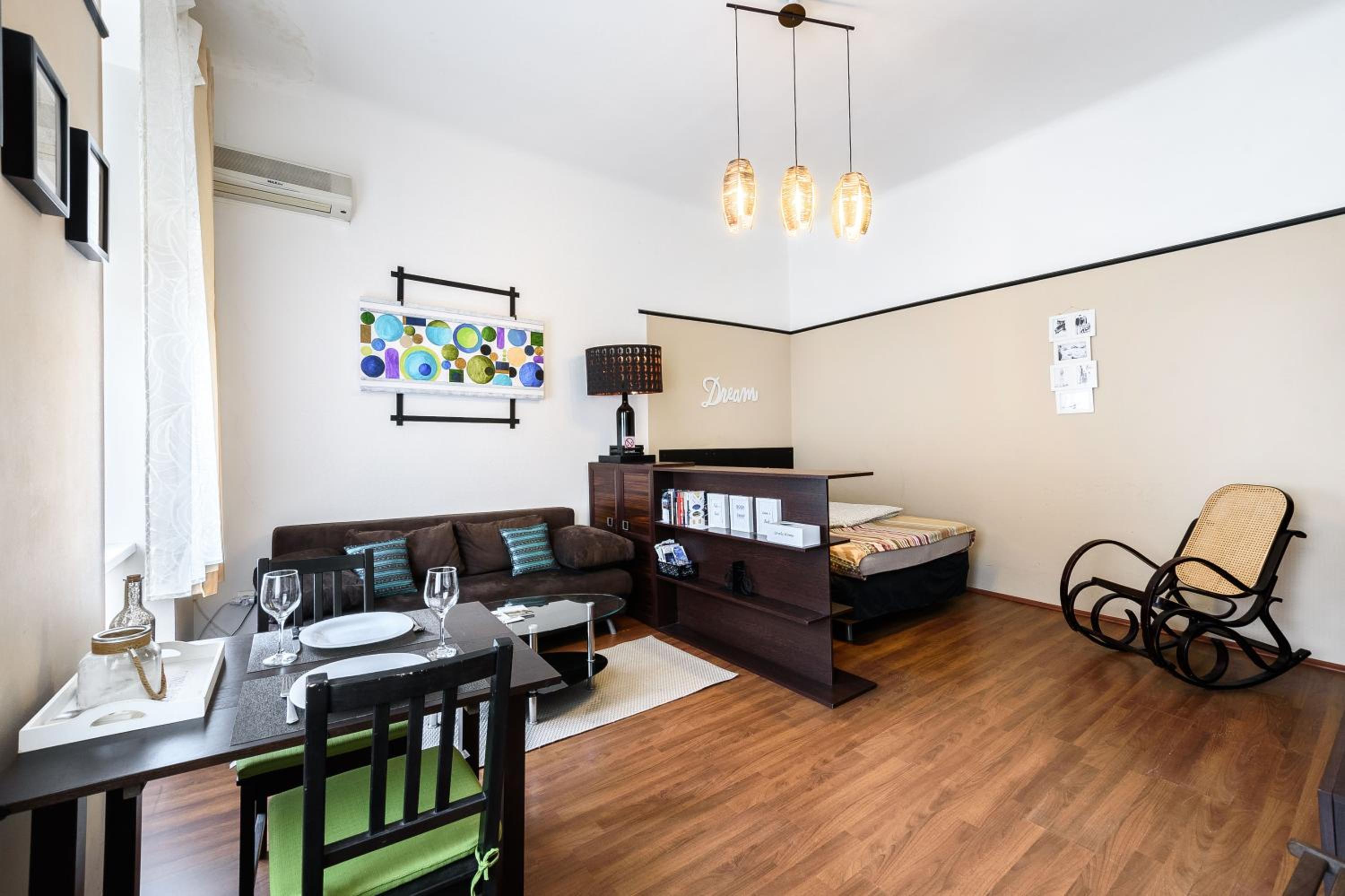 Art Dream Apartment