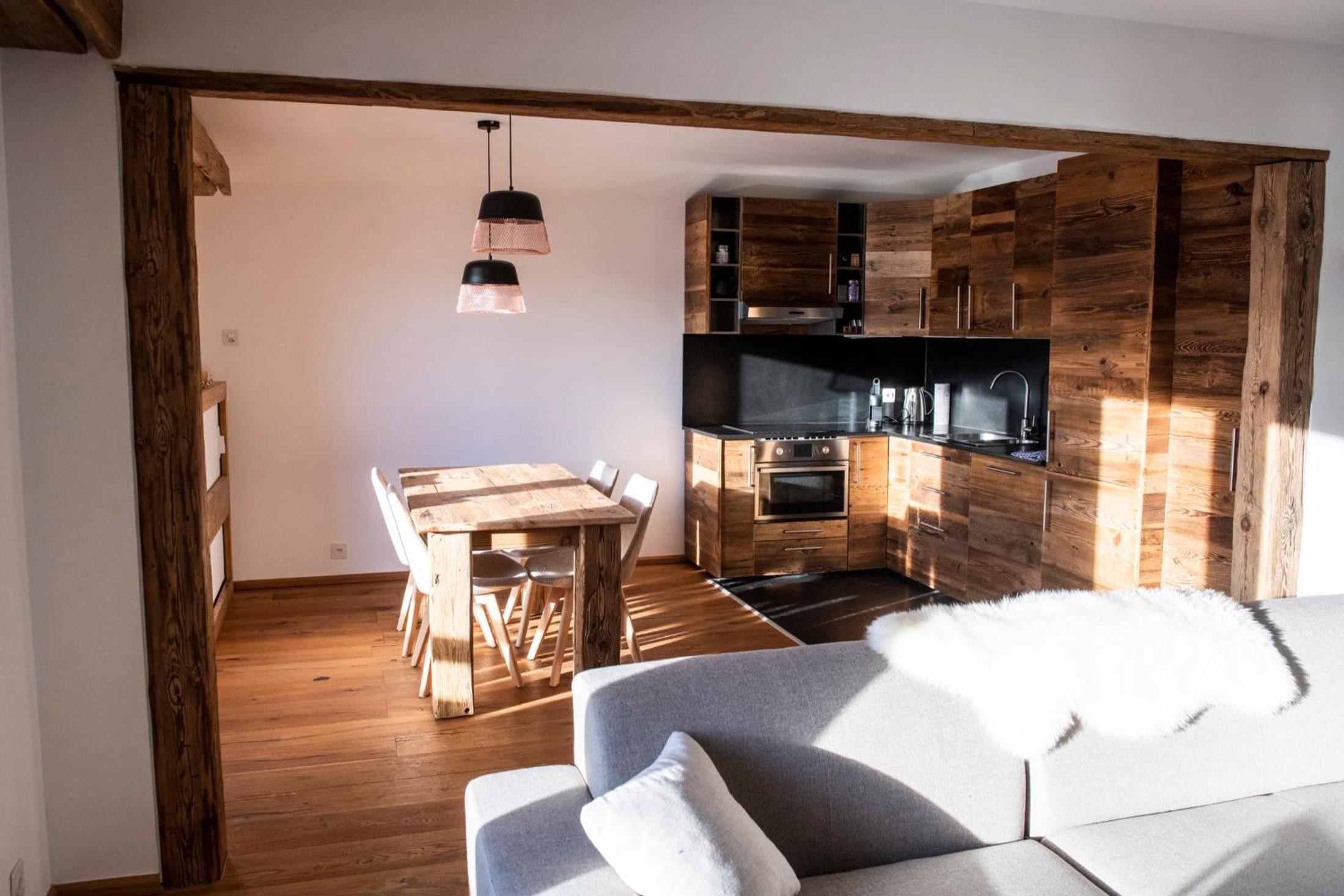 Modernity and authenticity in Crans-Montana, breathtaking panorama