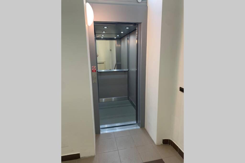 VIP city CENTER apartment Prague